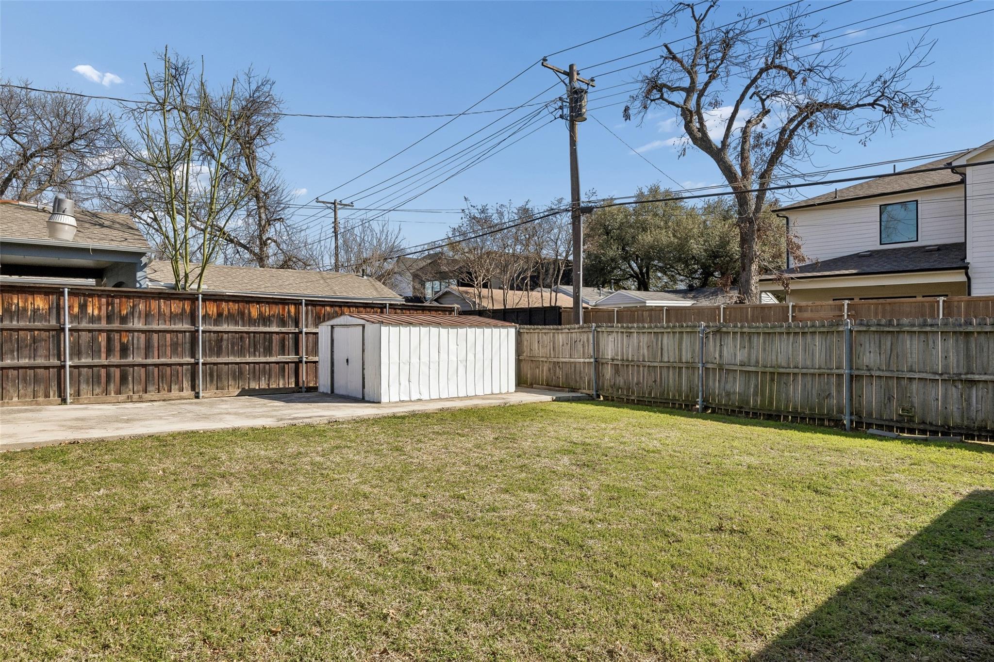 main property photo 15