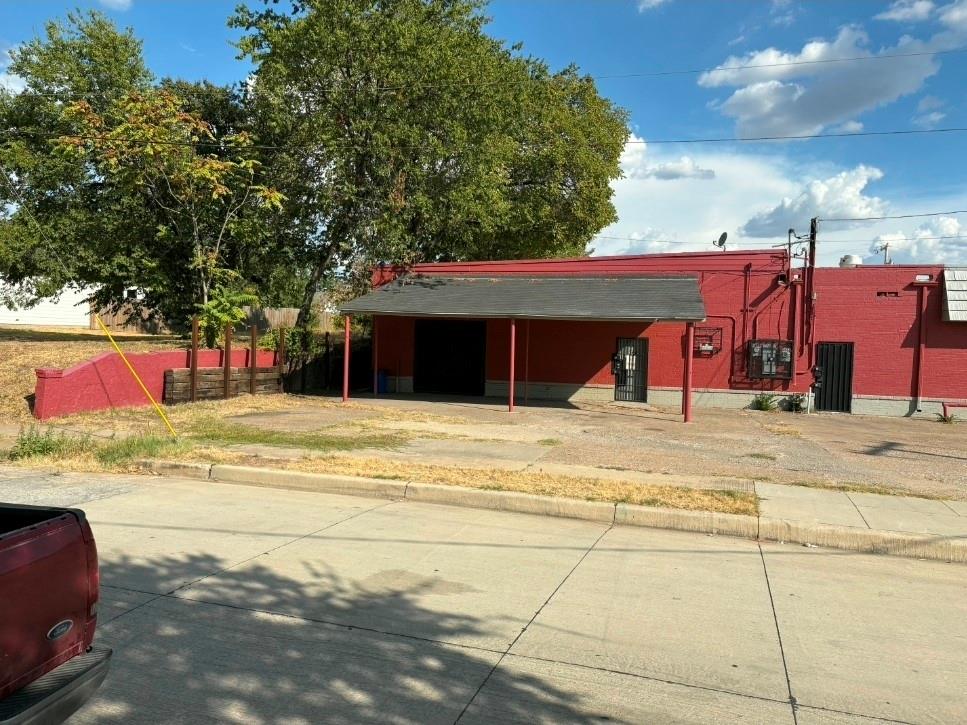 main property photo 7