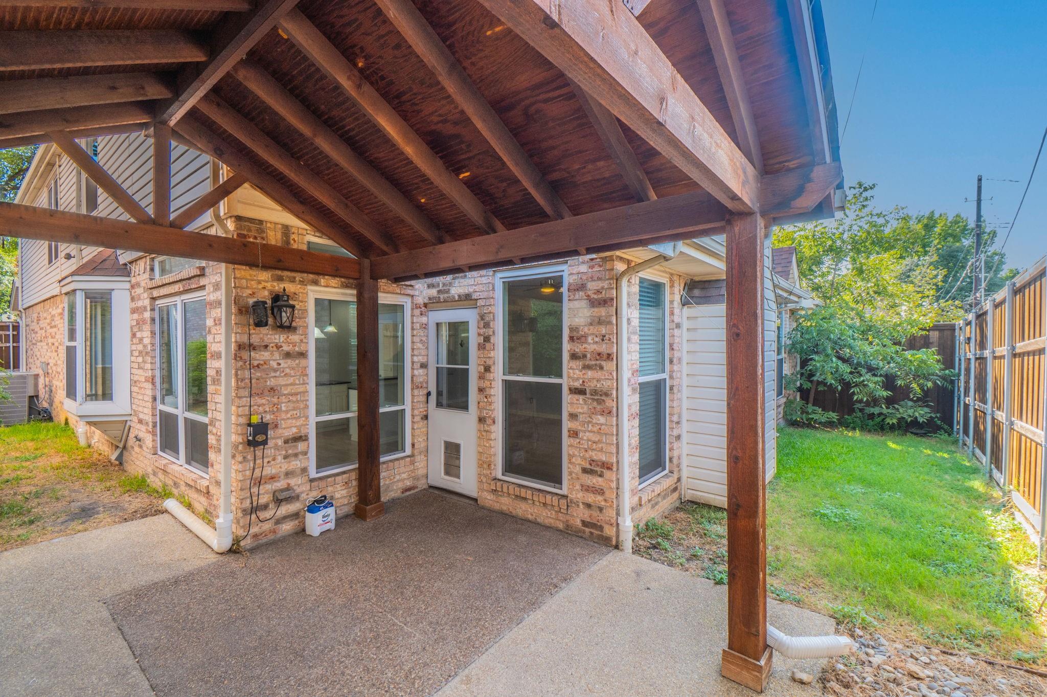 main property photo 29