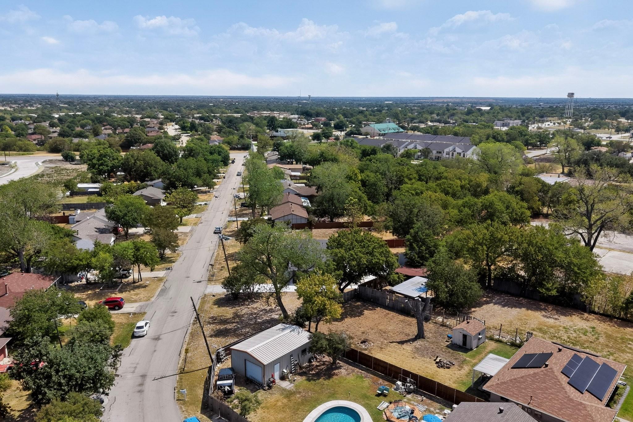 main property photo 27
