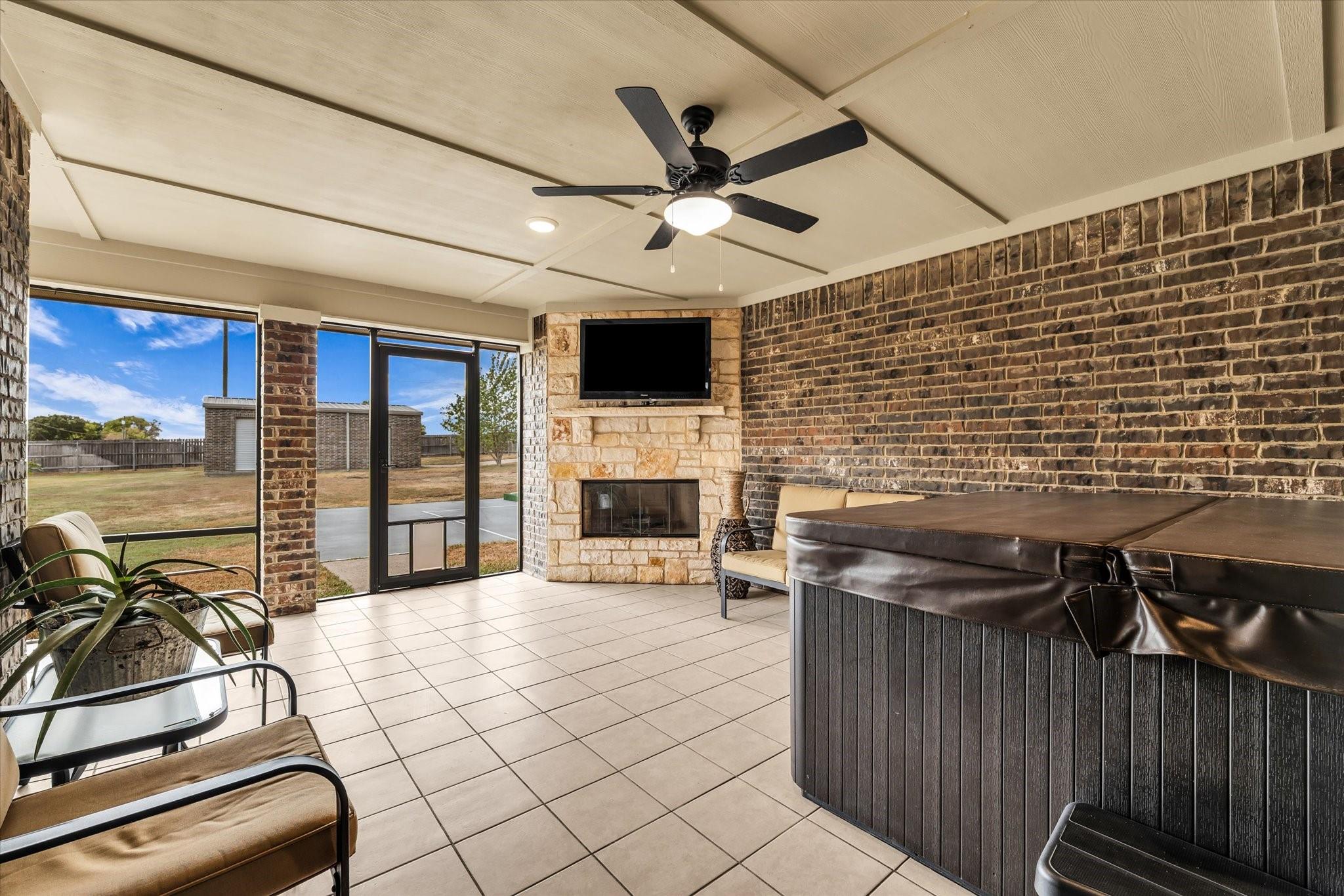main property photo 26