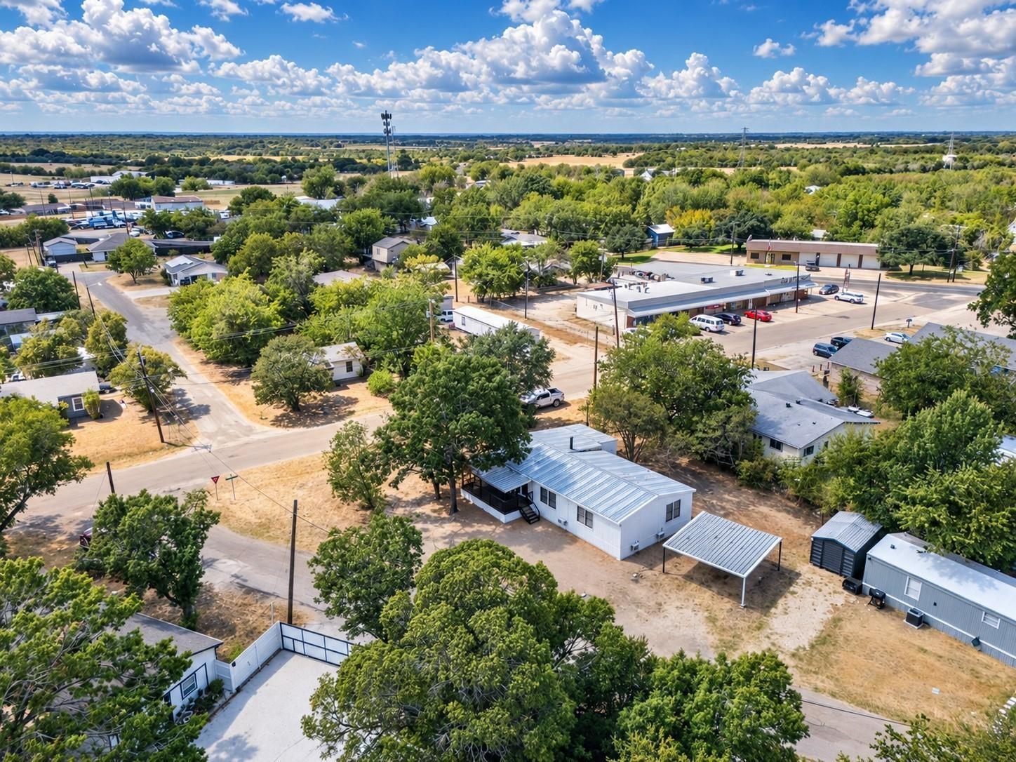 main property photo 18
