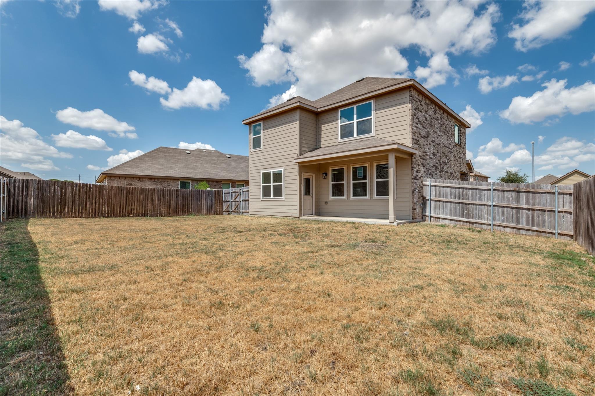 main property photo 22