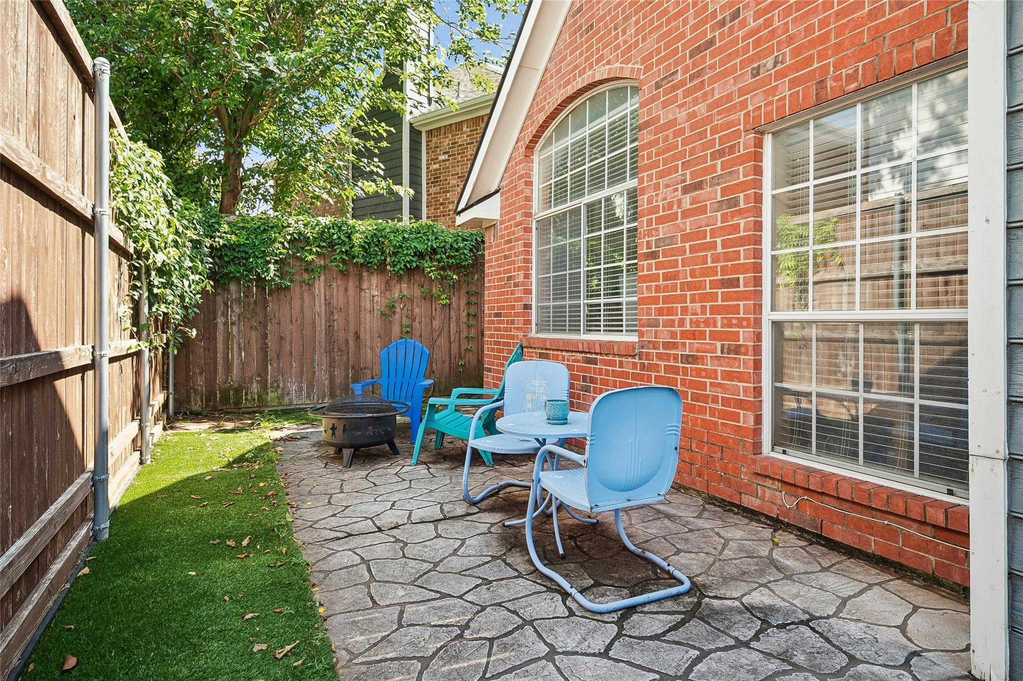 main property photo 22