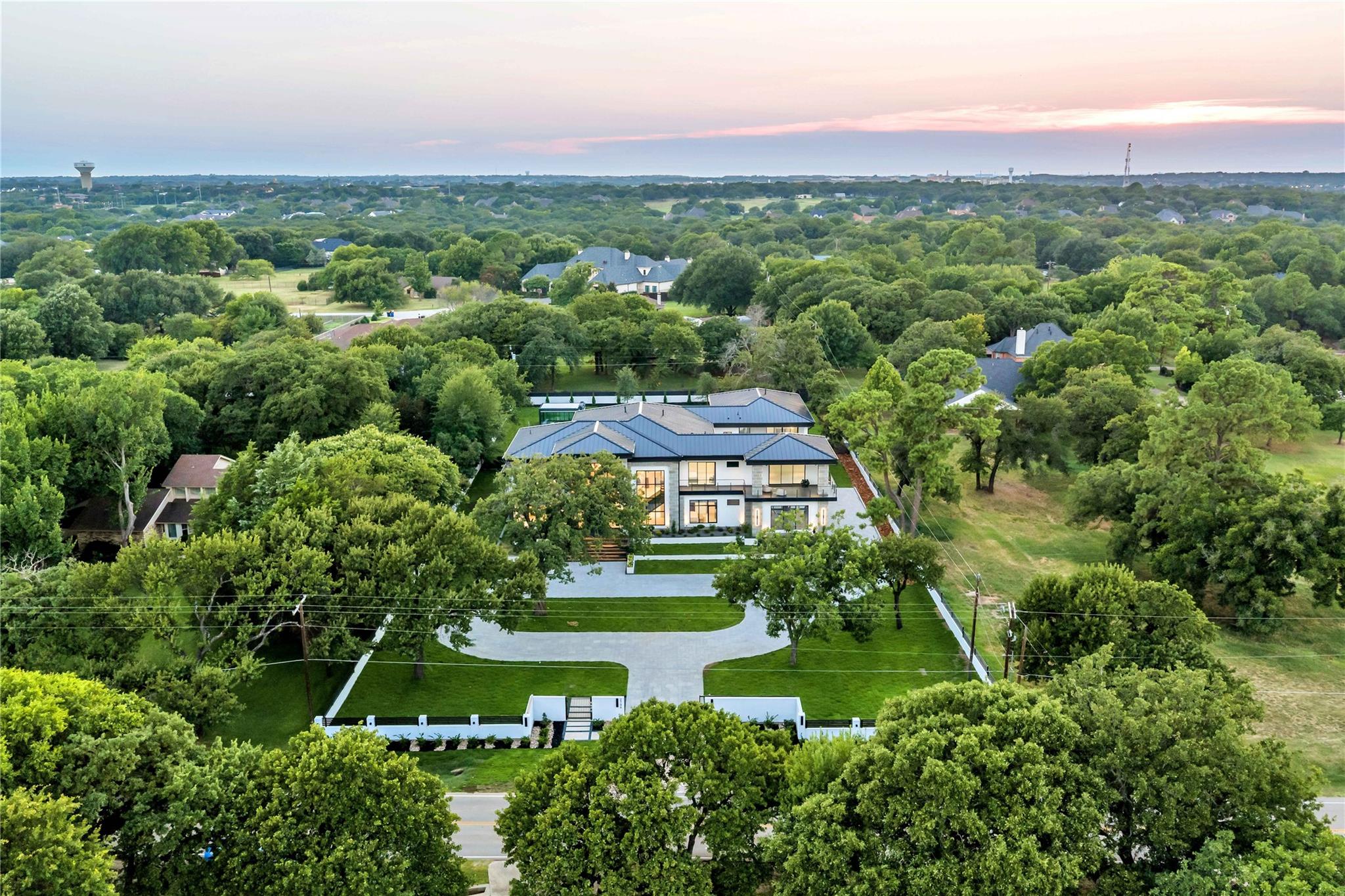 main property photo 37