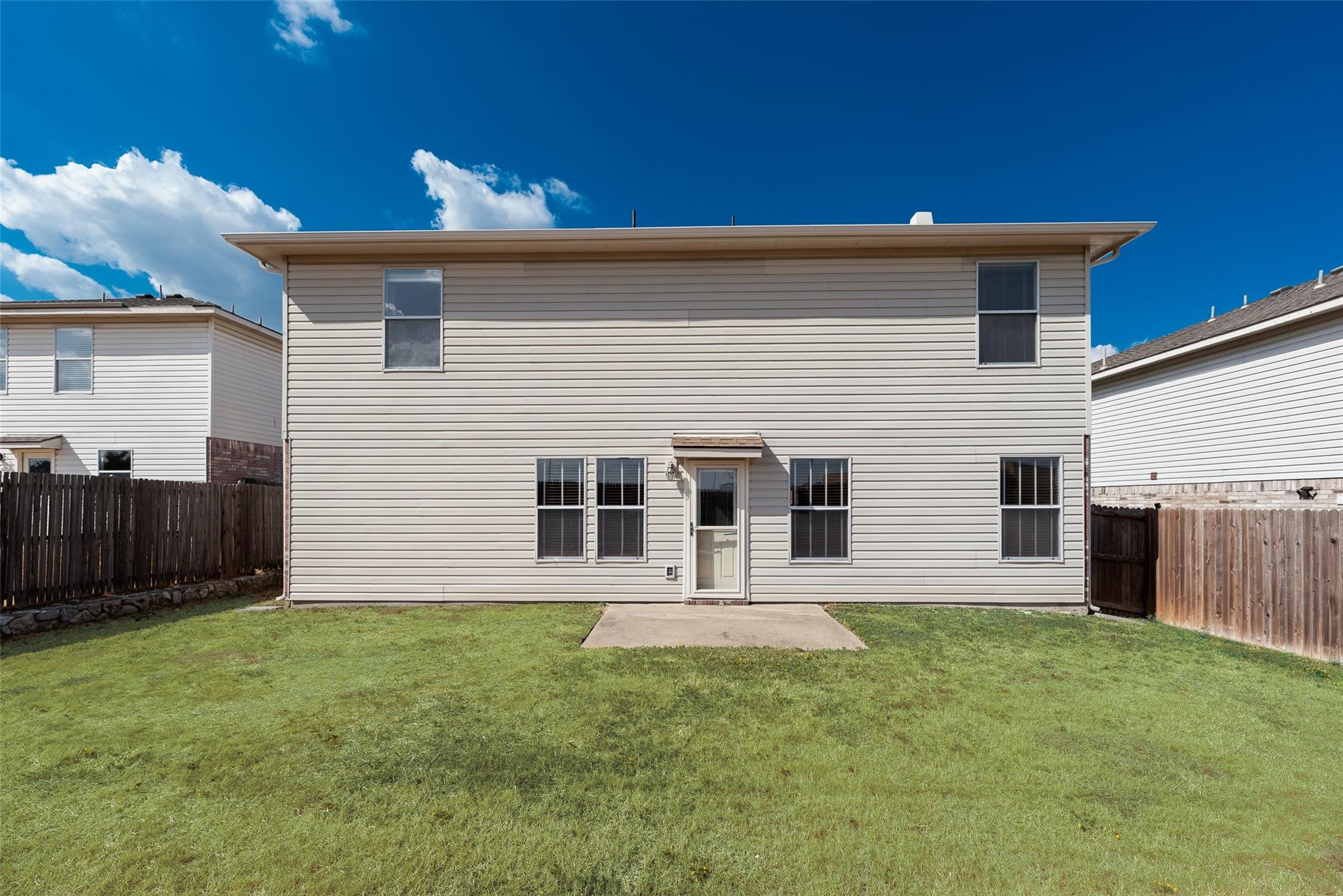 main property photo 26