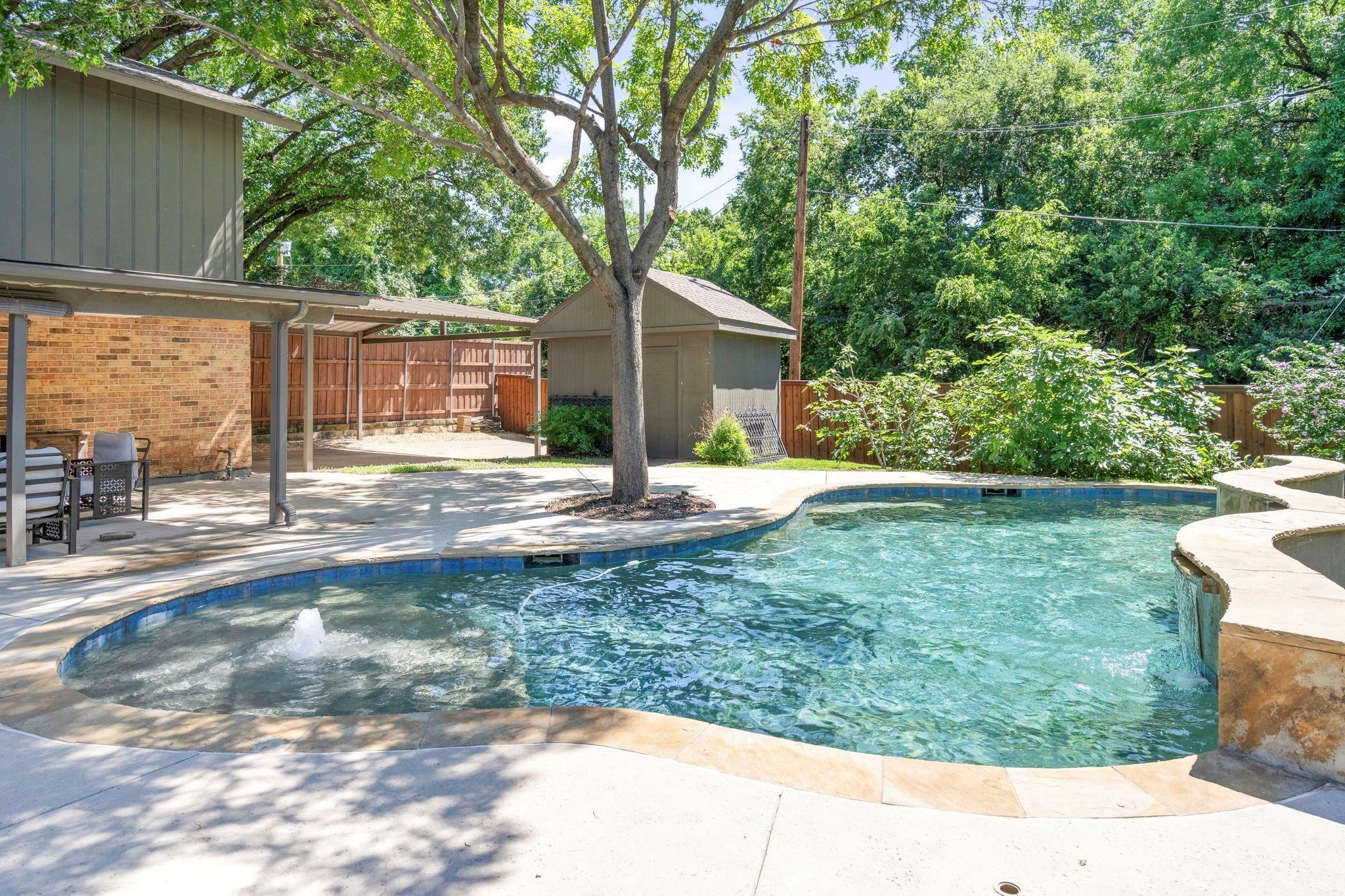 main property photo 19