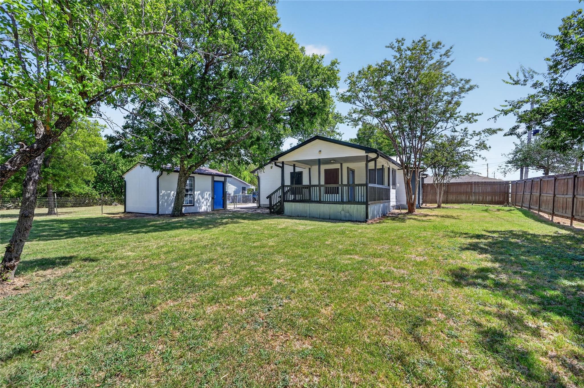 main property photo 24
