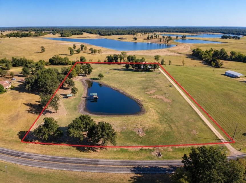 main property photo 28