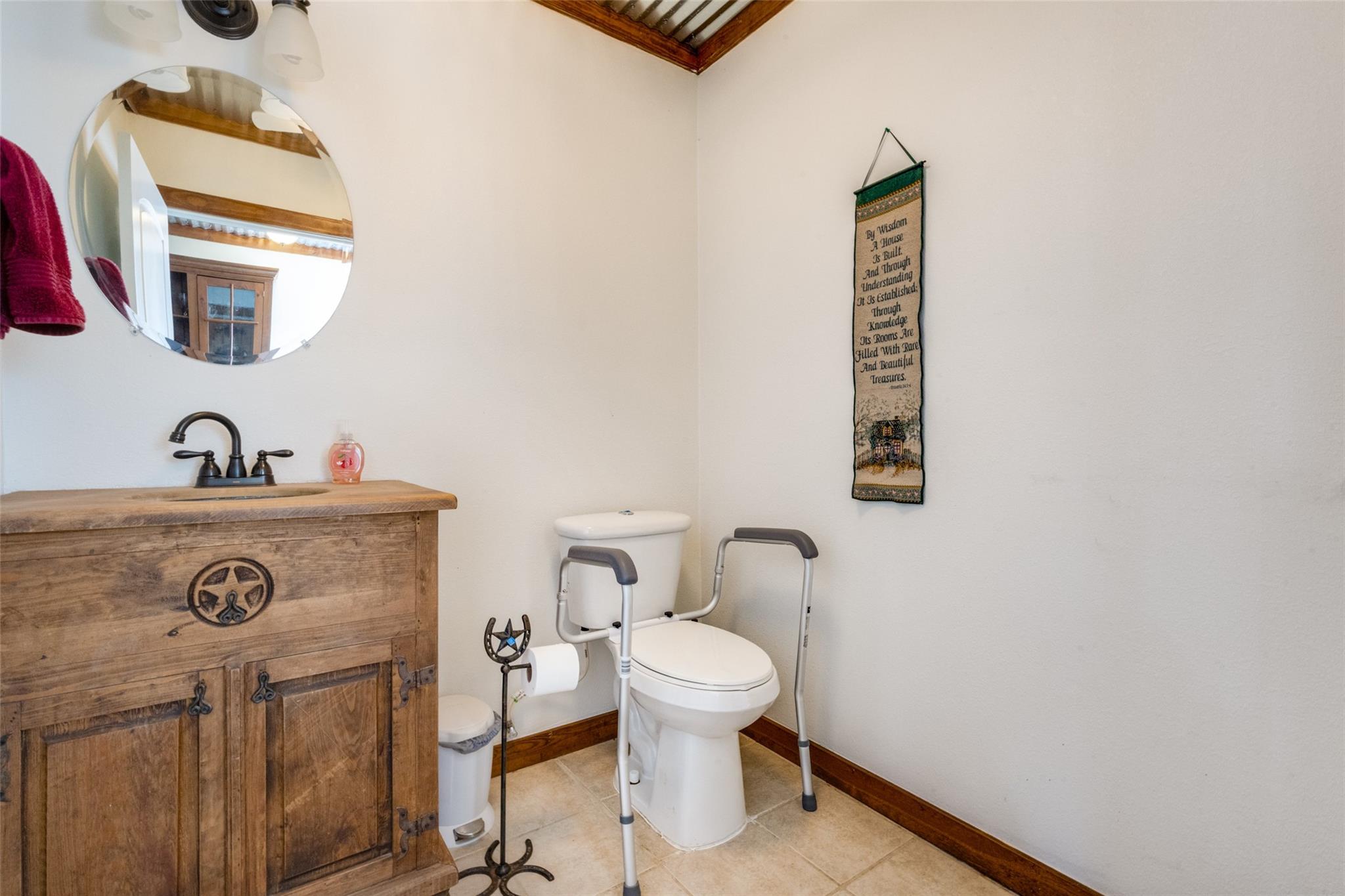 main property photo 25