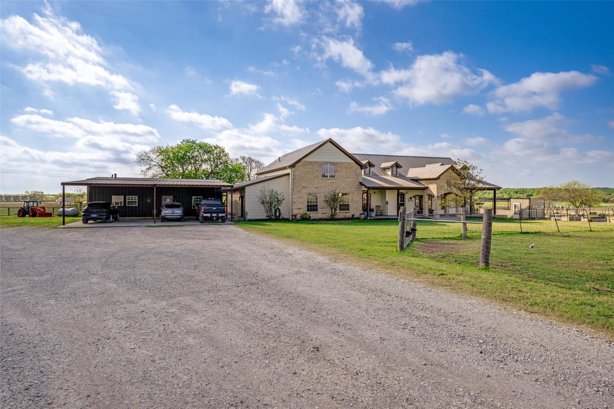 main property photo 34
