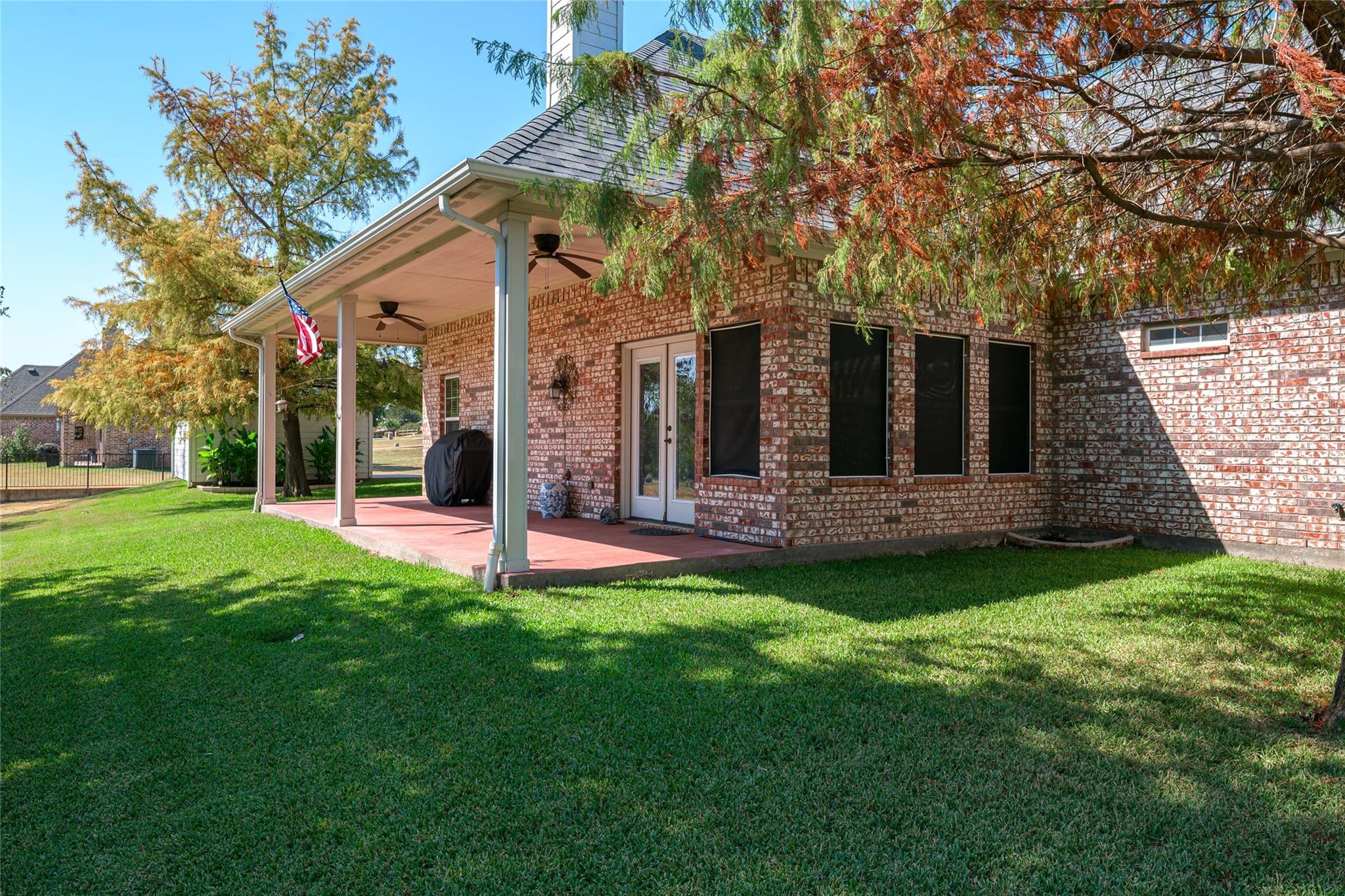 main property photo 30