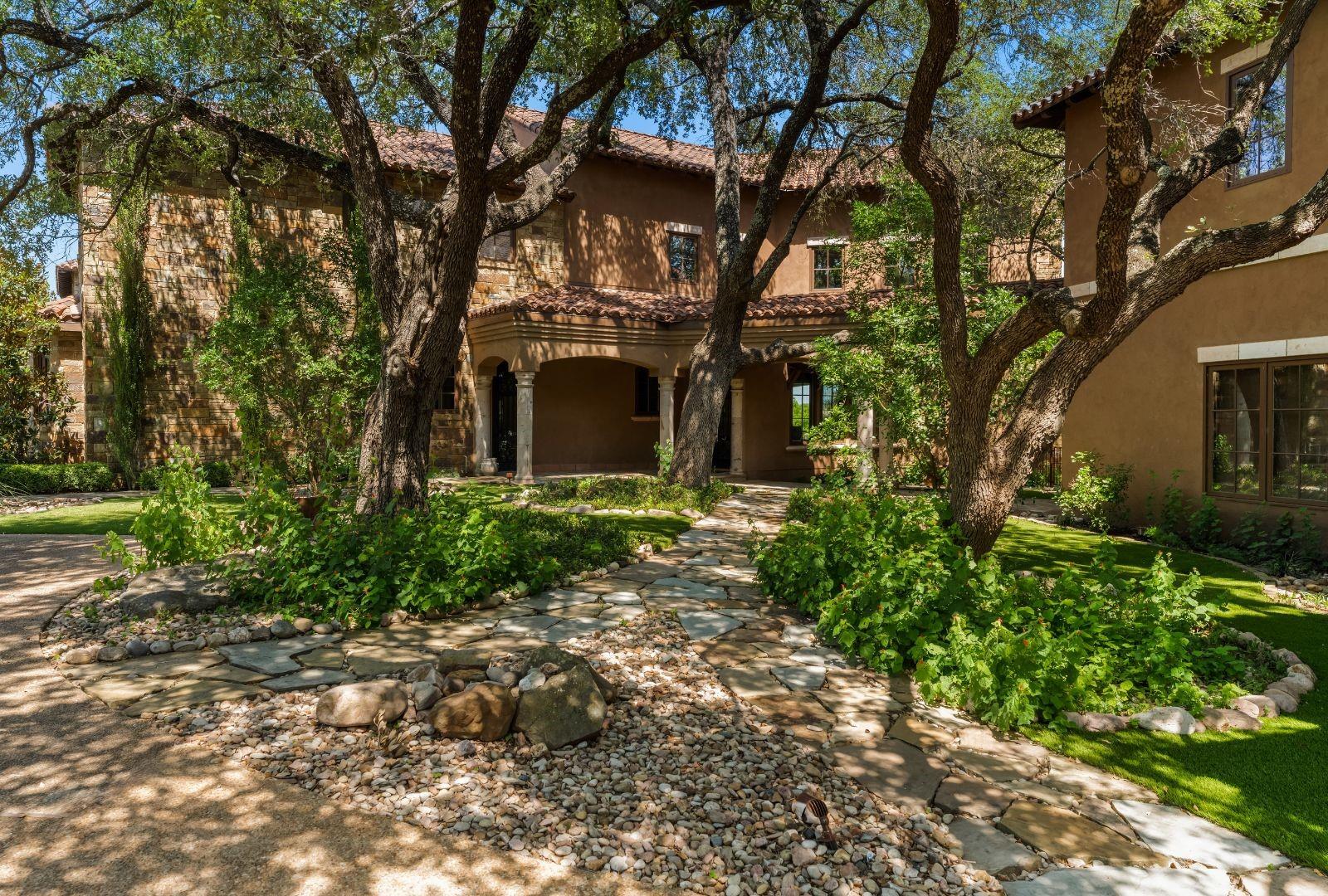 main property photo 21