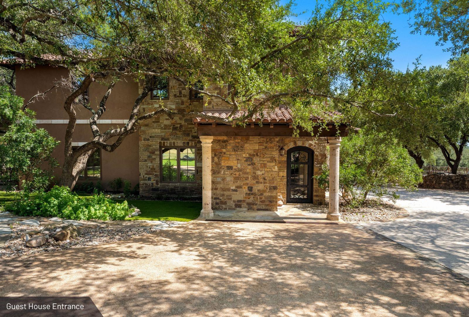 main property photo 22