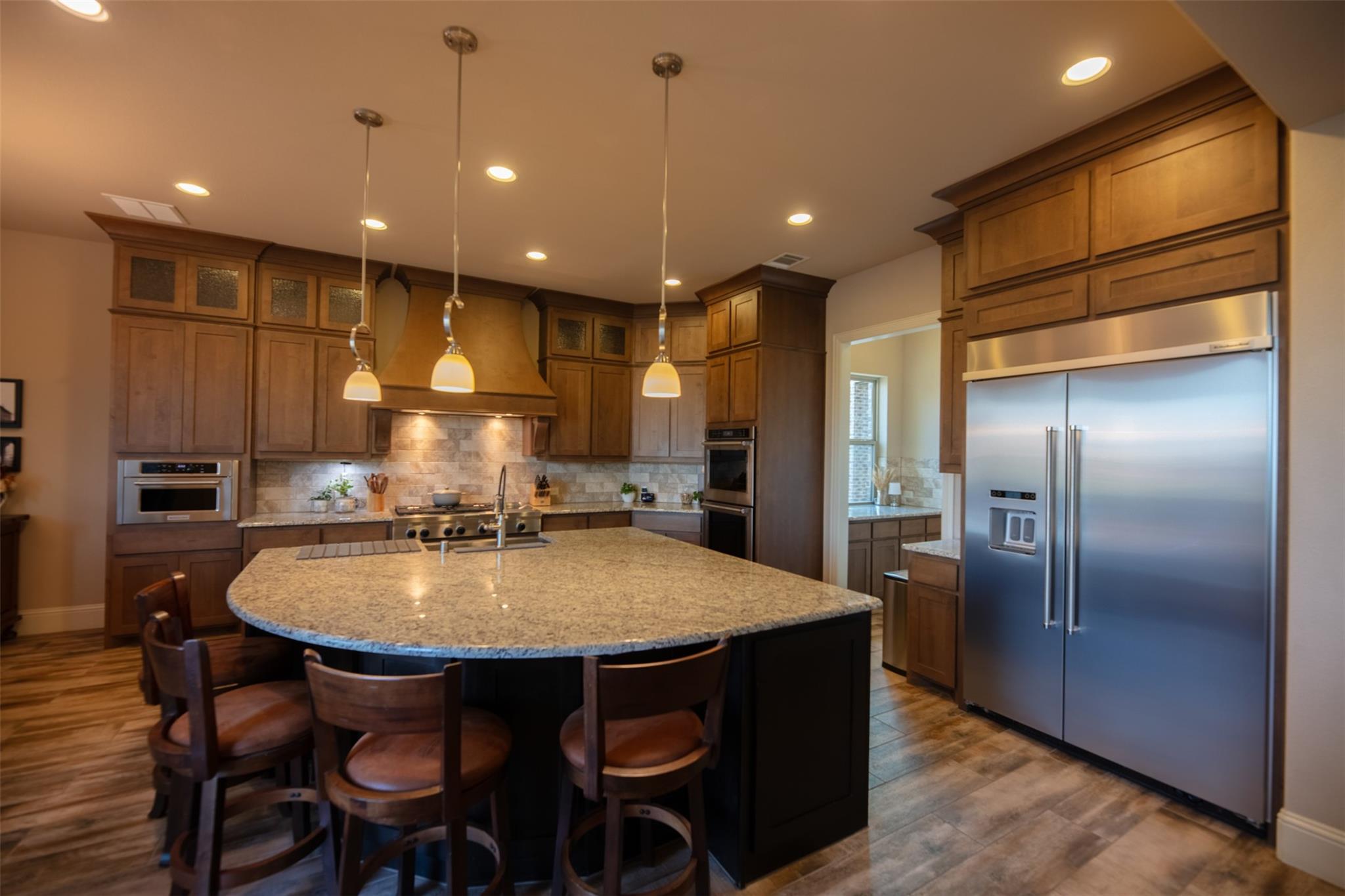 main property photo 16