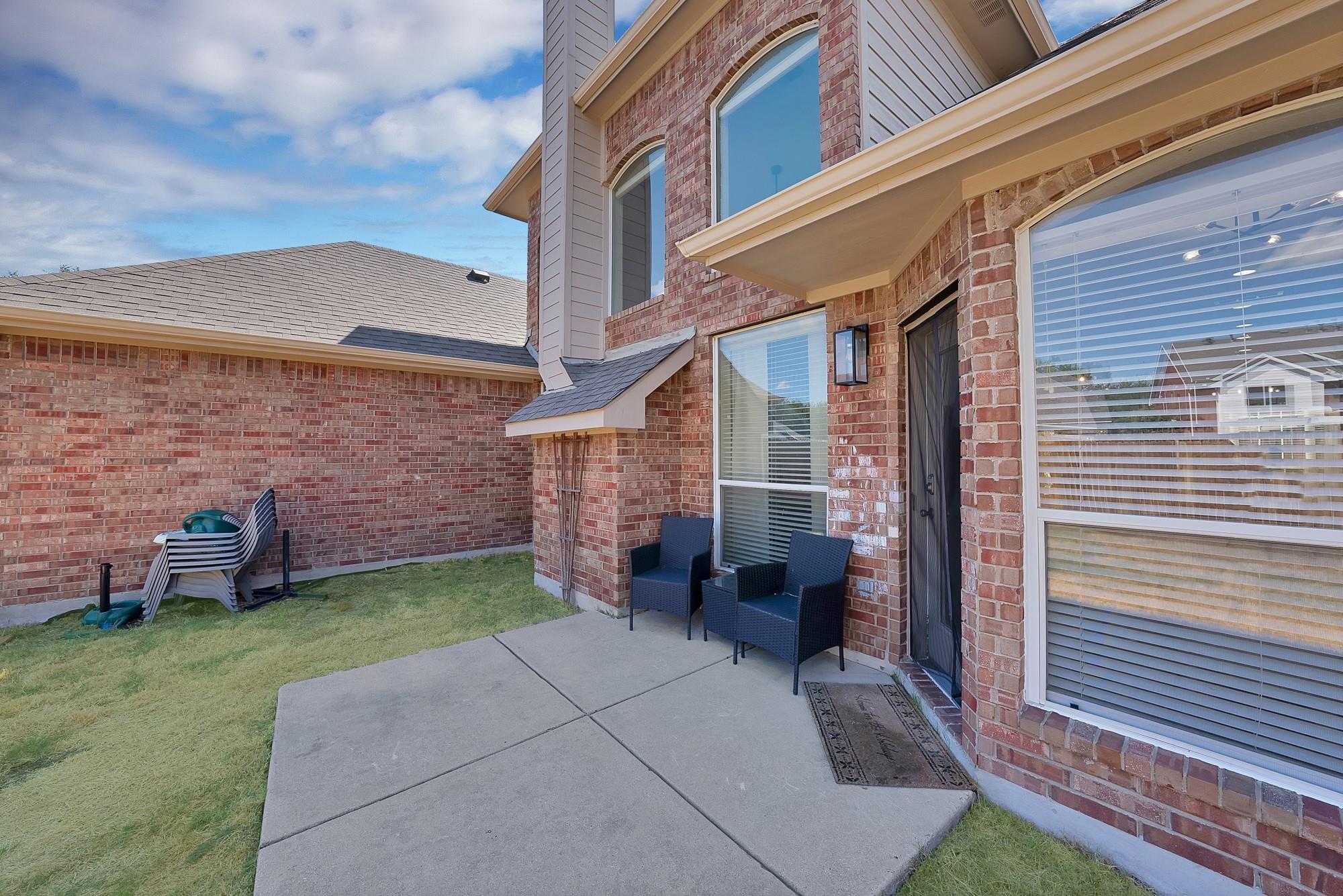 main property photo 34