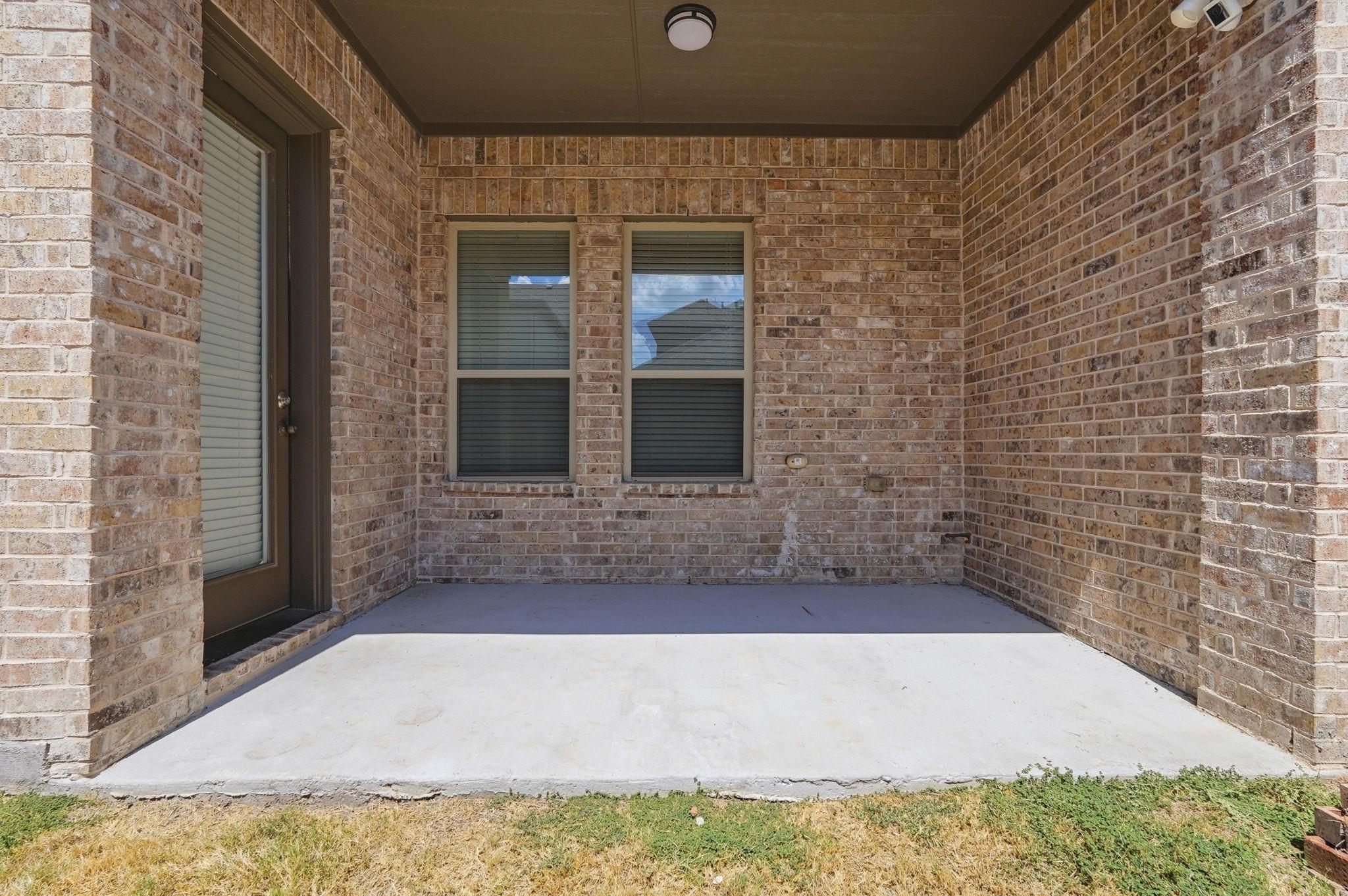 main property photo 32