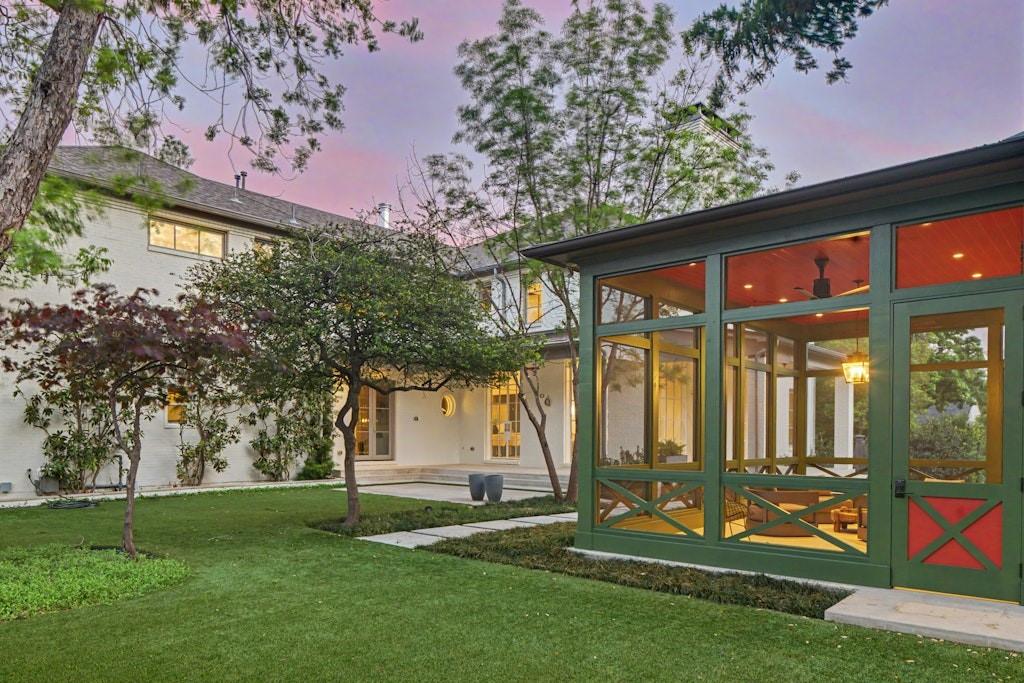 main property photo 4