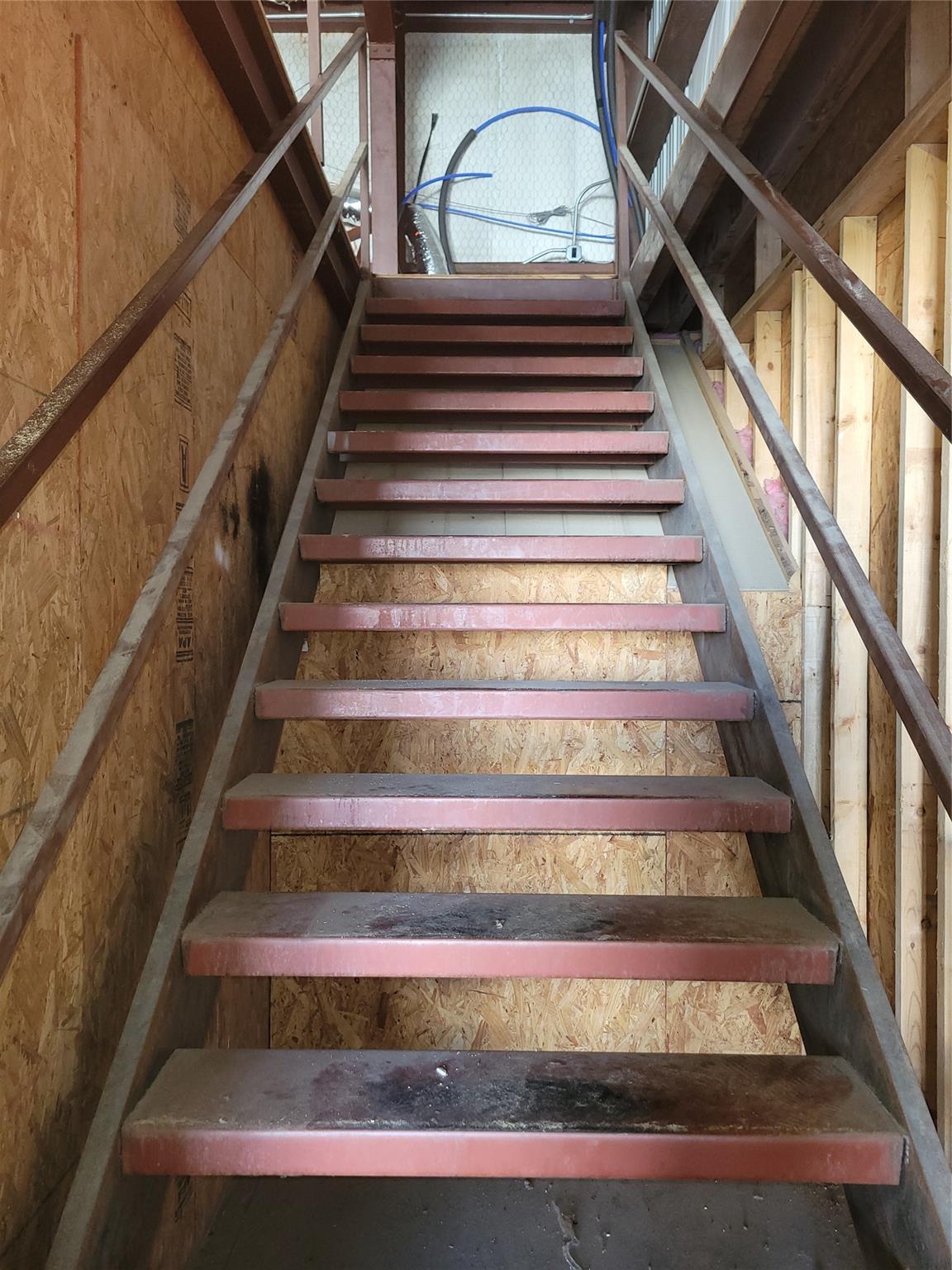 main property photo 11