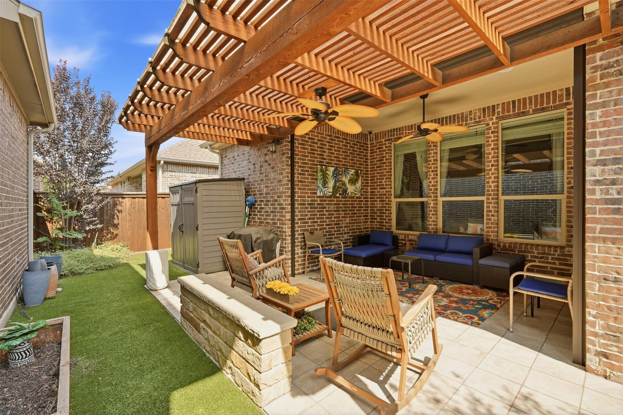 main property photo 25