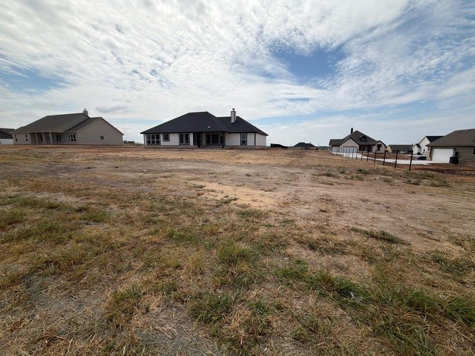 main property photo 12