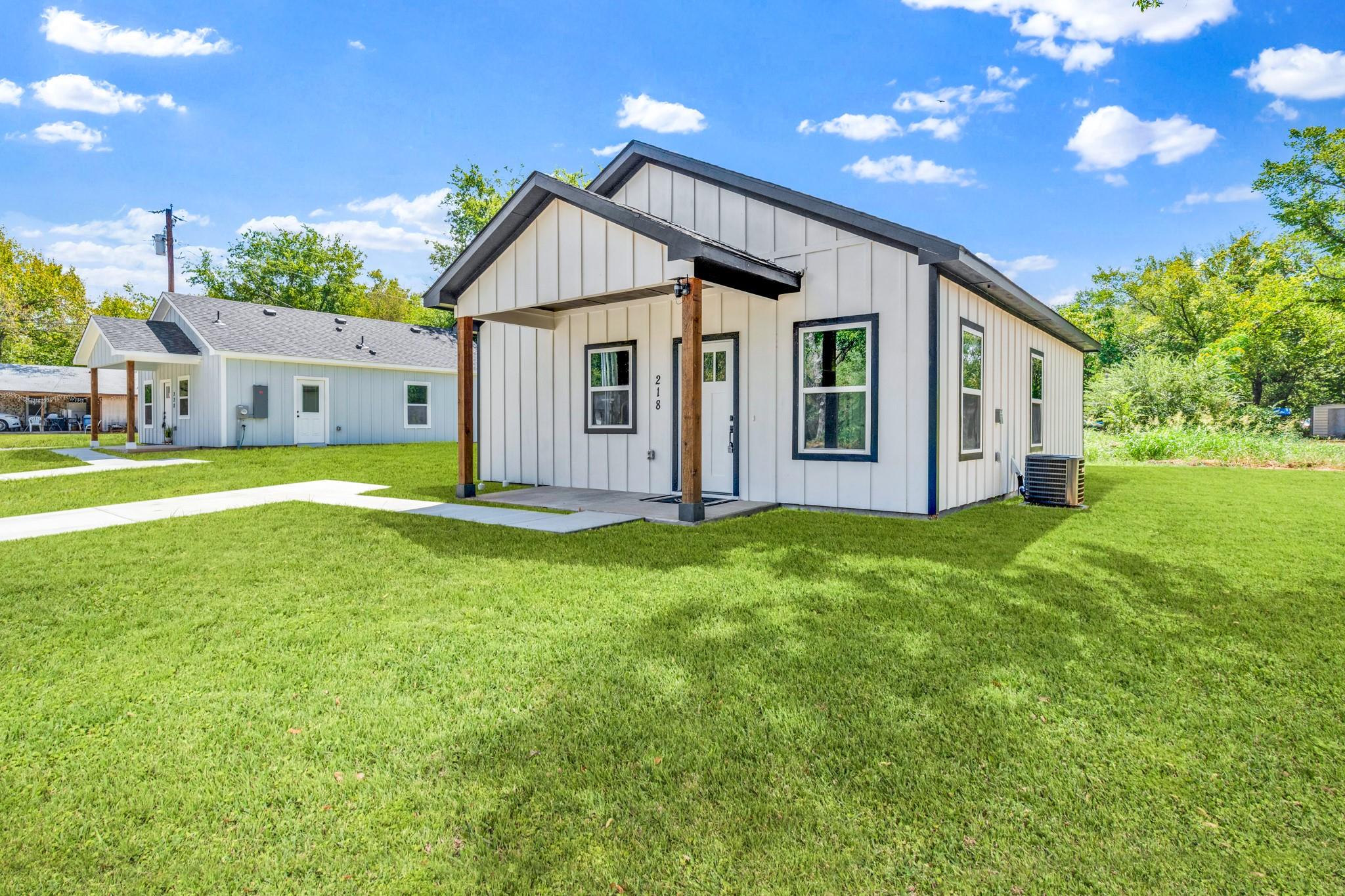 main property photo 23