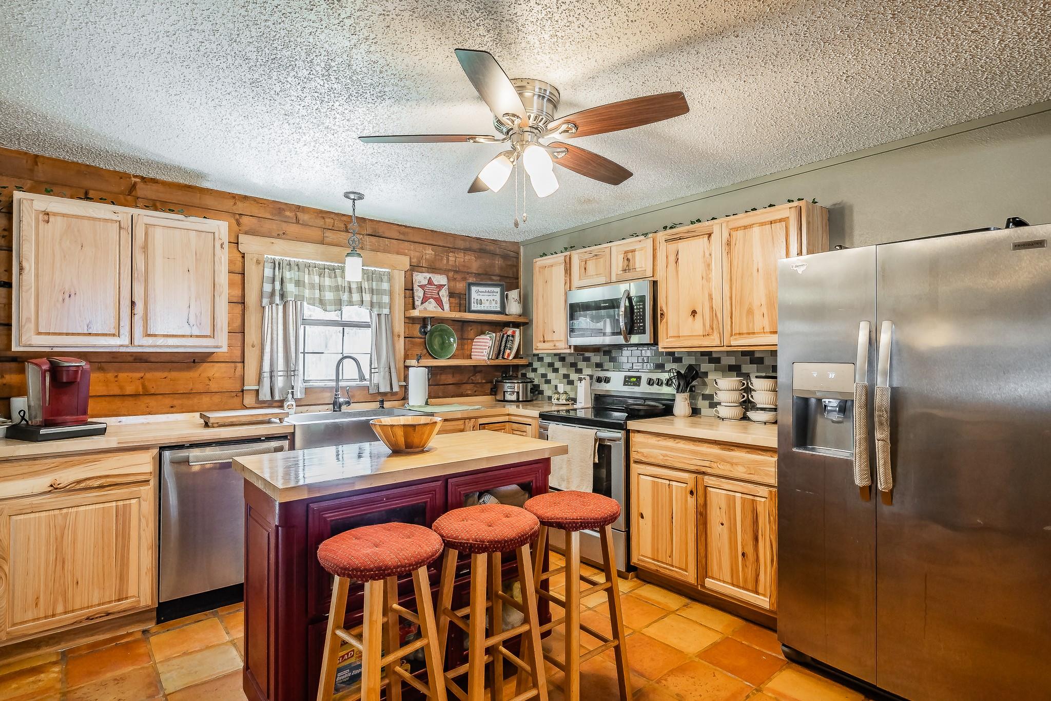 main property photo 15