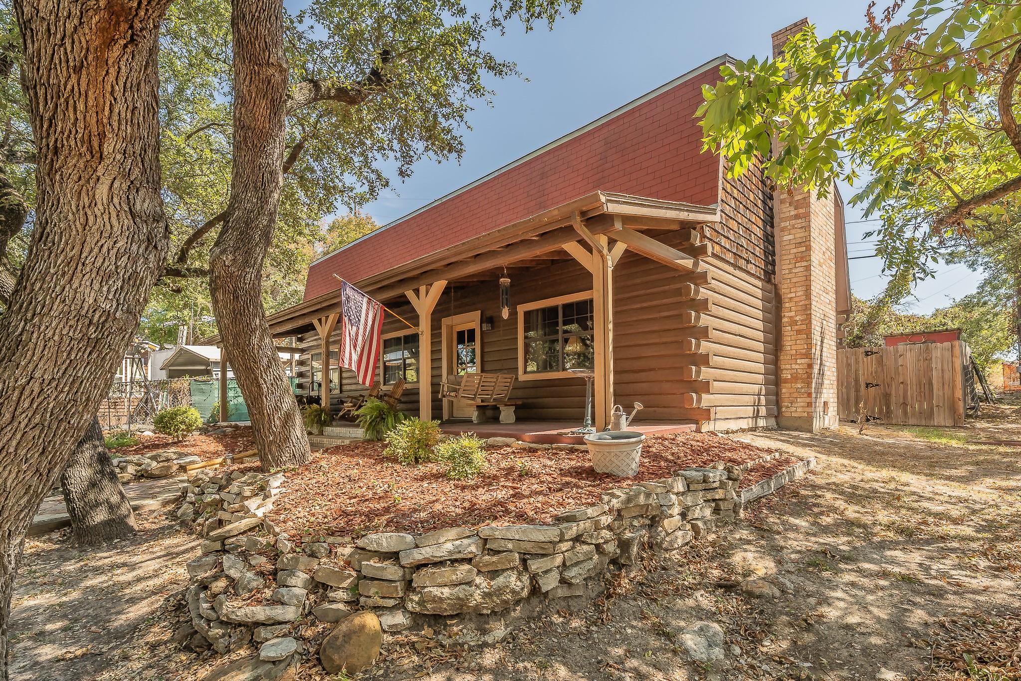 main property photo 4