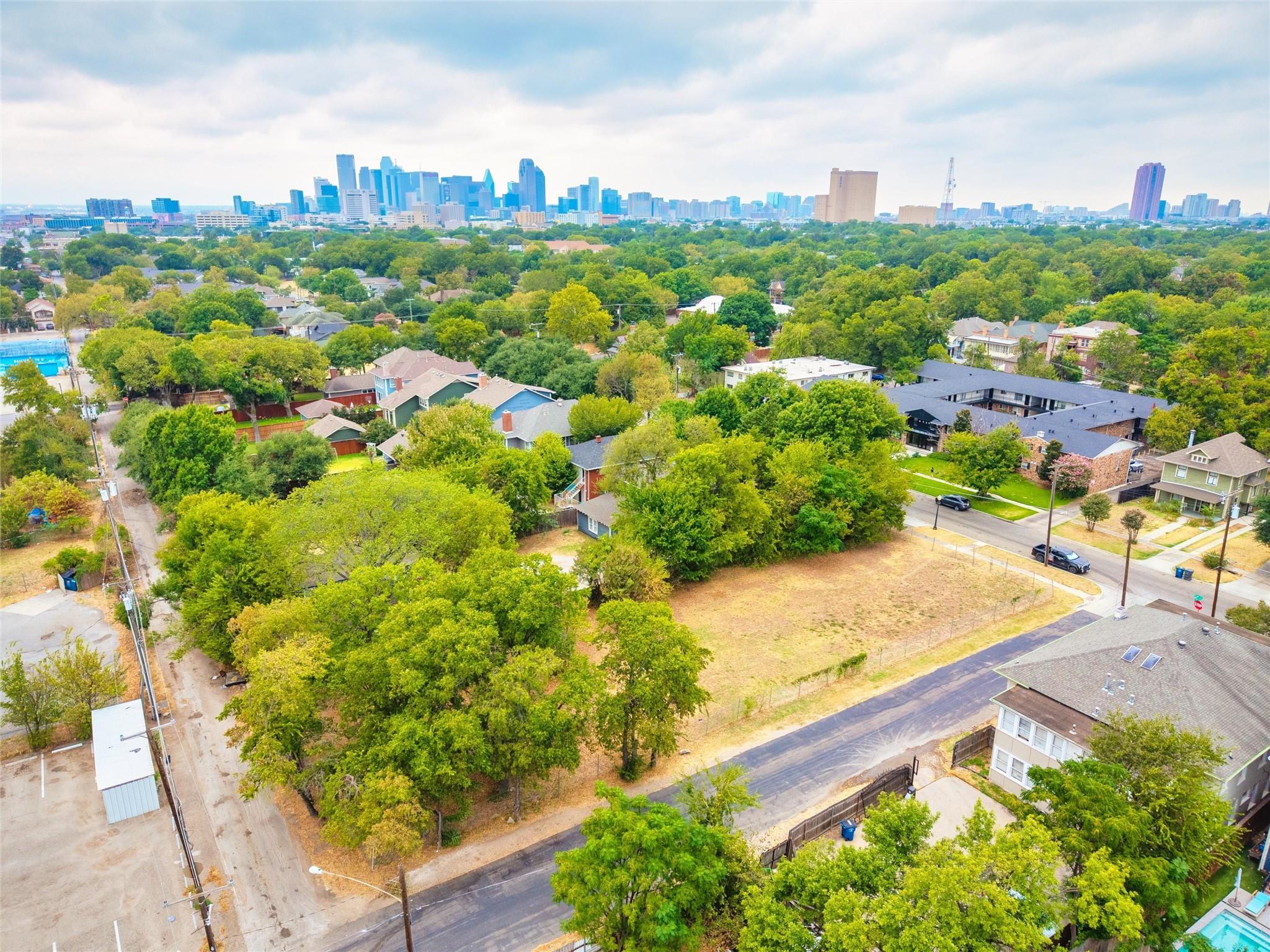 main property photo 11