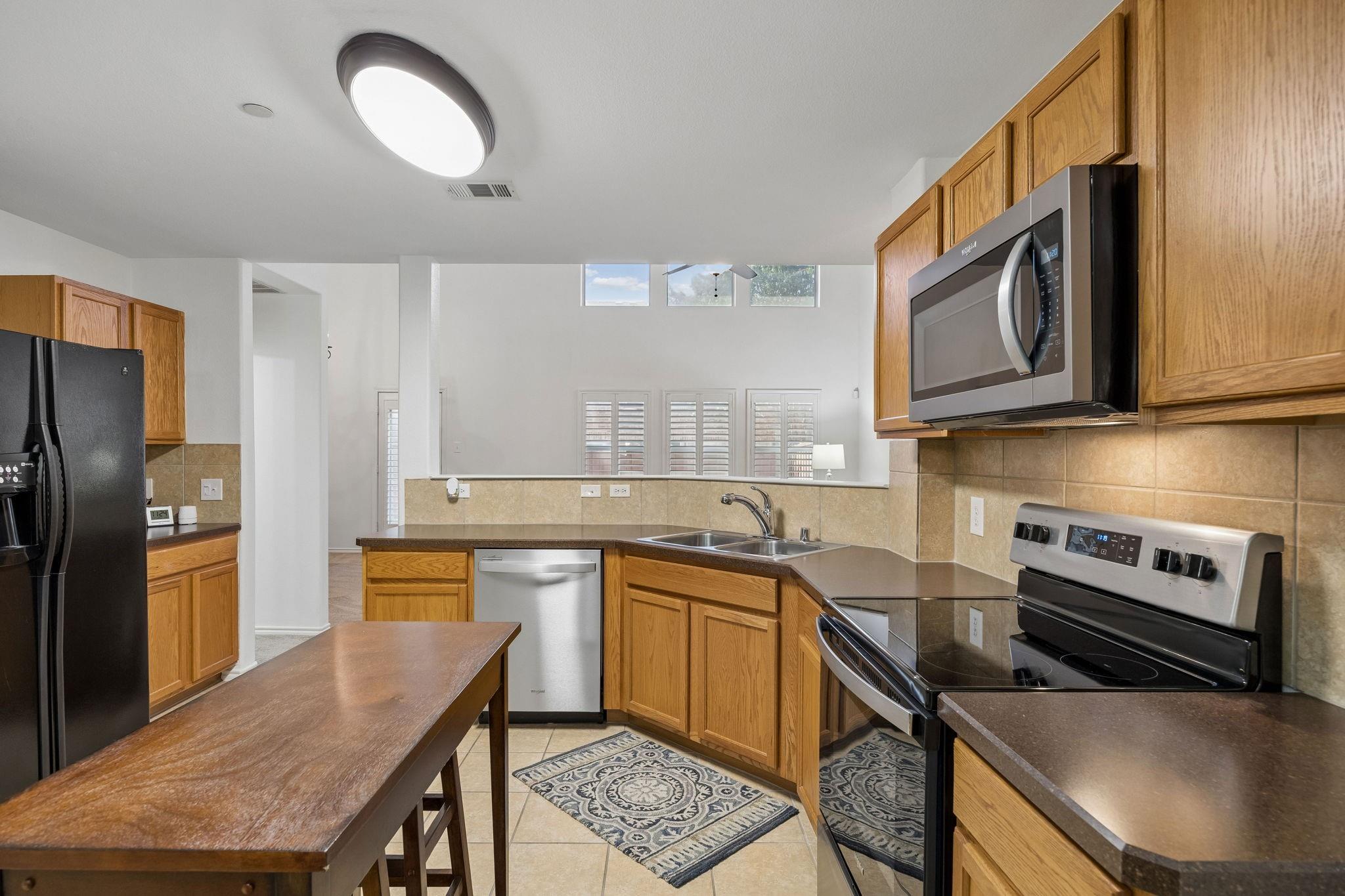 main property photo 8