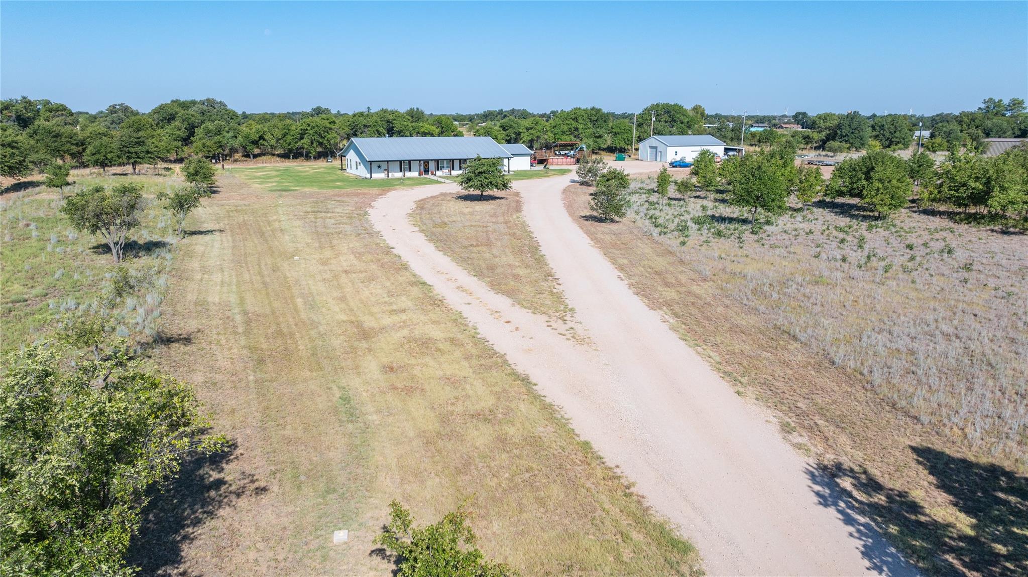 main property photo 27
