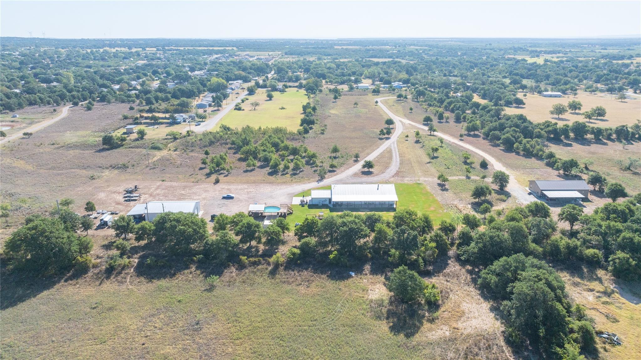 main property photo 32