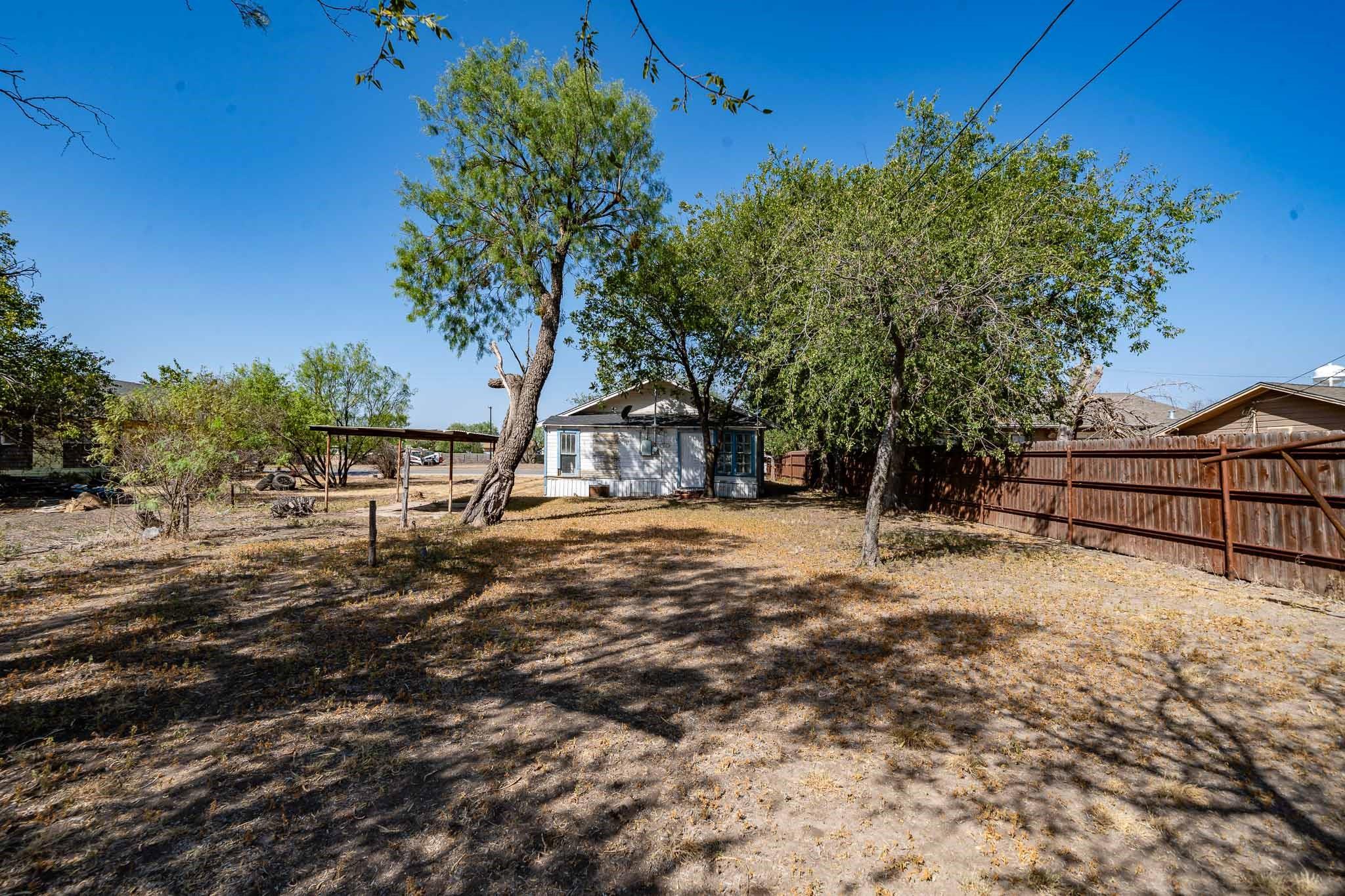 main property photo 10