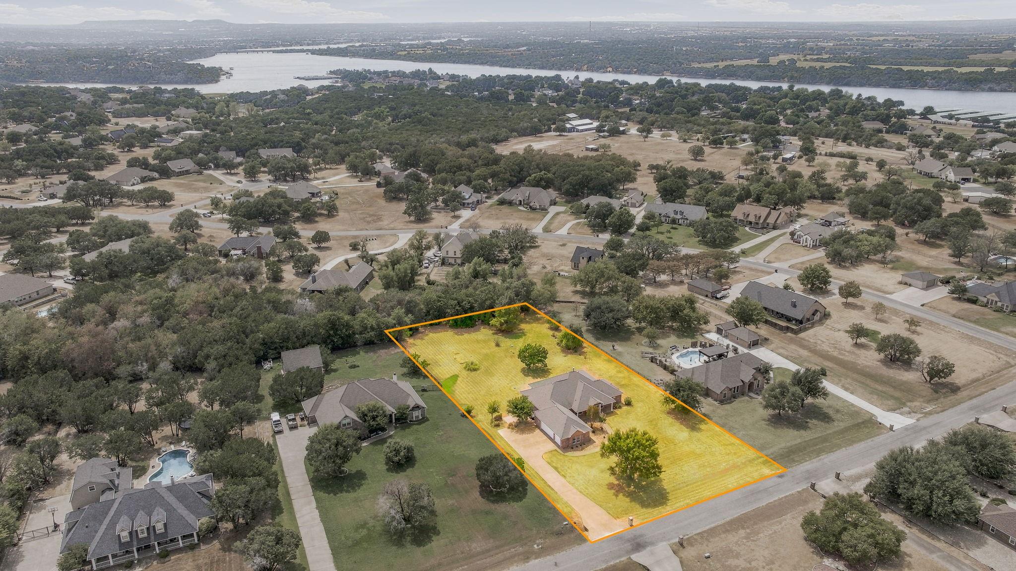 main property photo 29