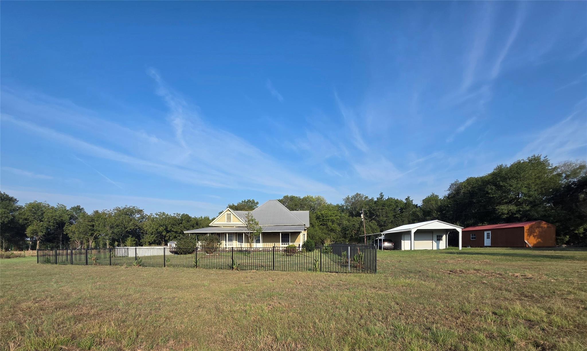 main property photo 32