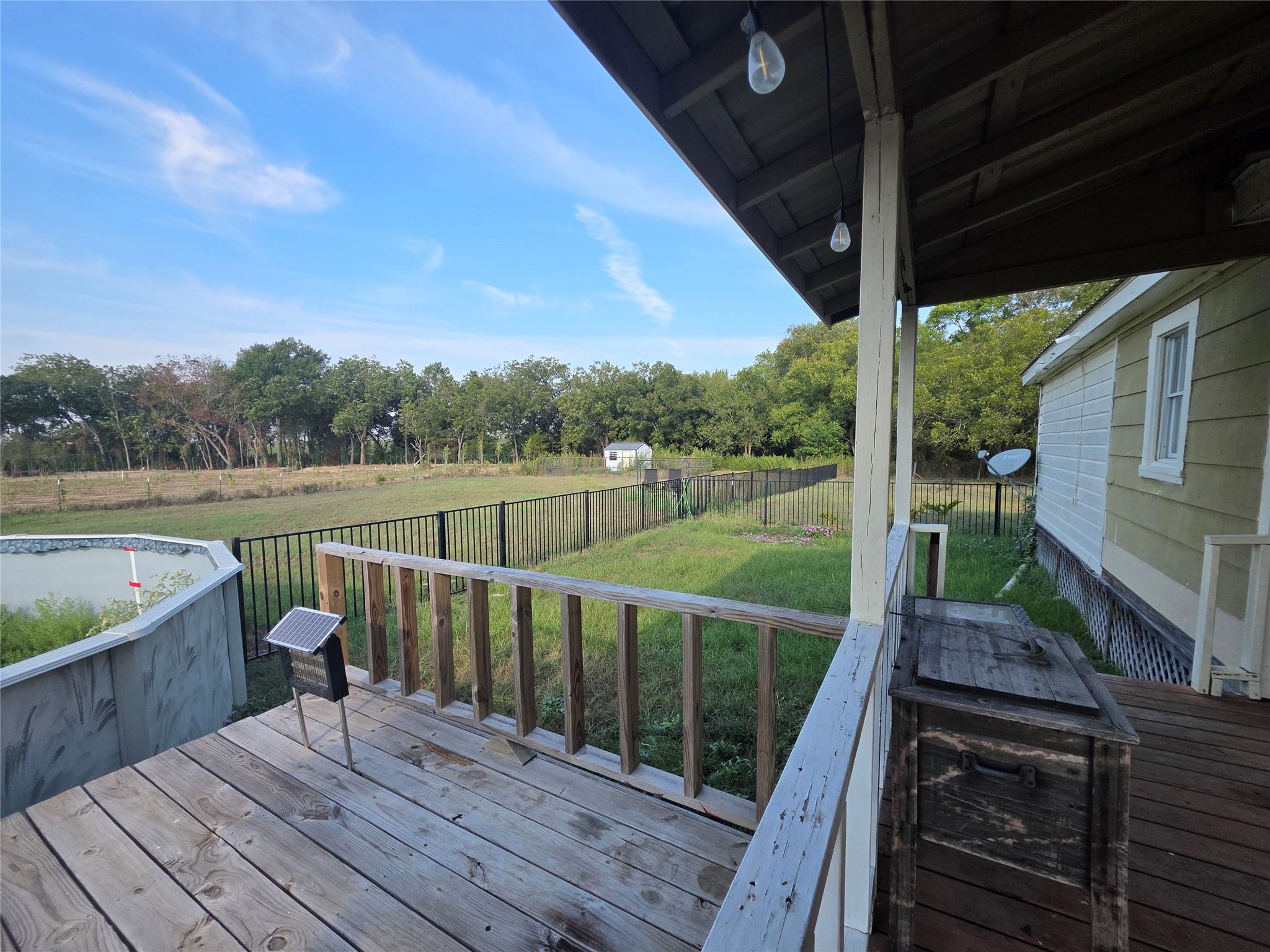 main property photo 34