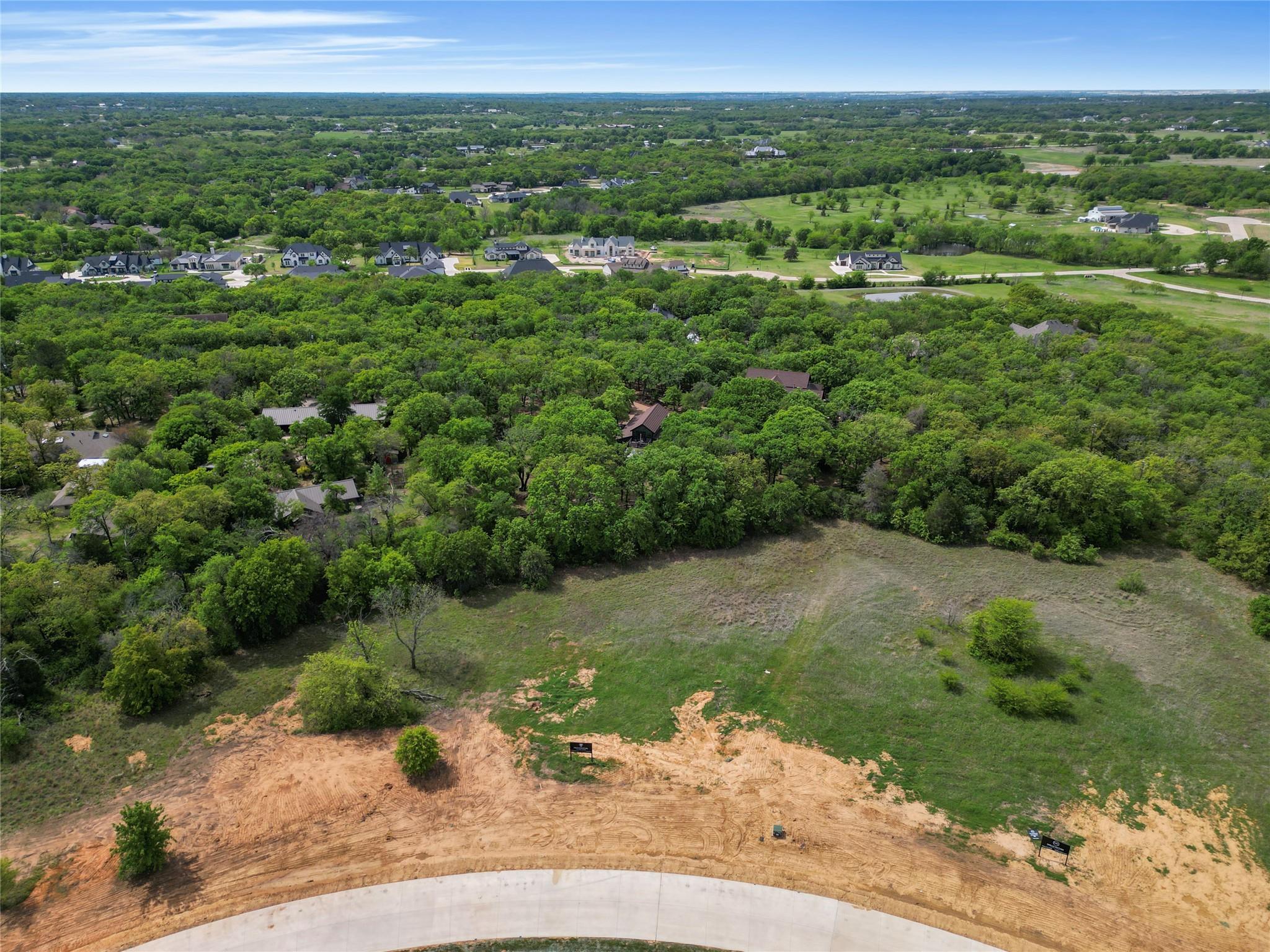 main property photo 9