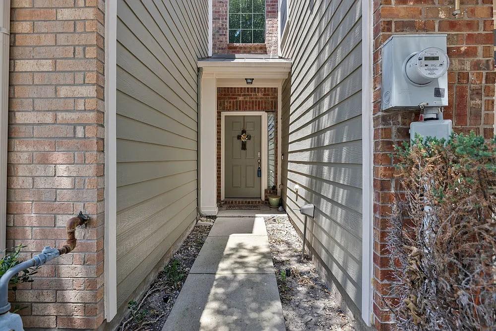 main property photo 22