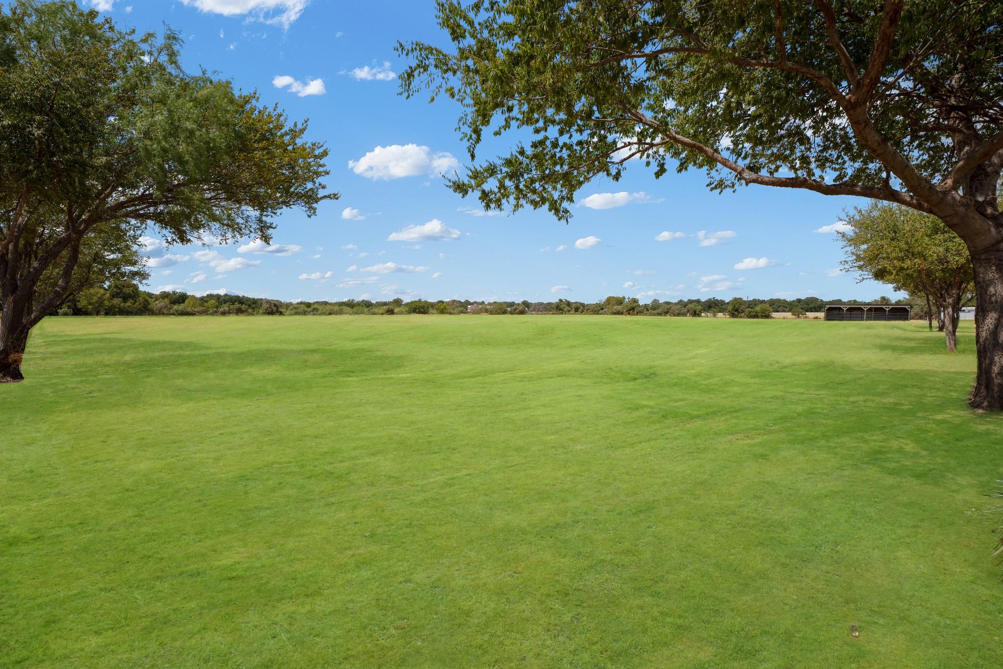 main property photo 23