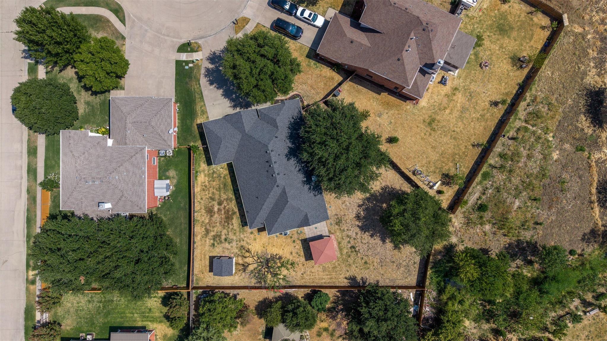 main property photo 37