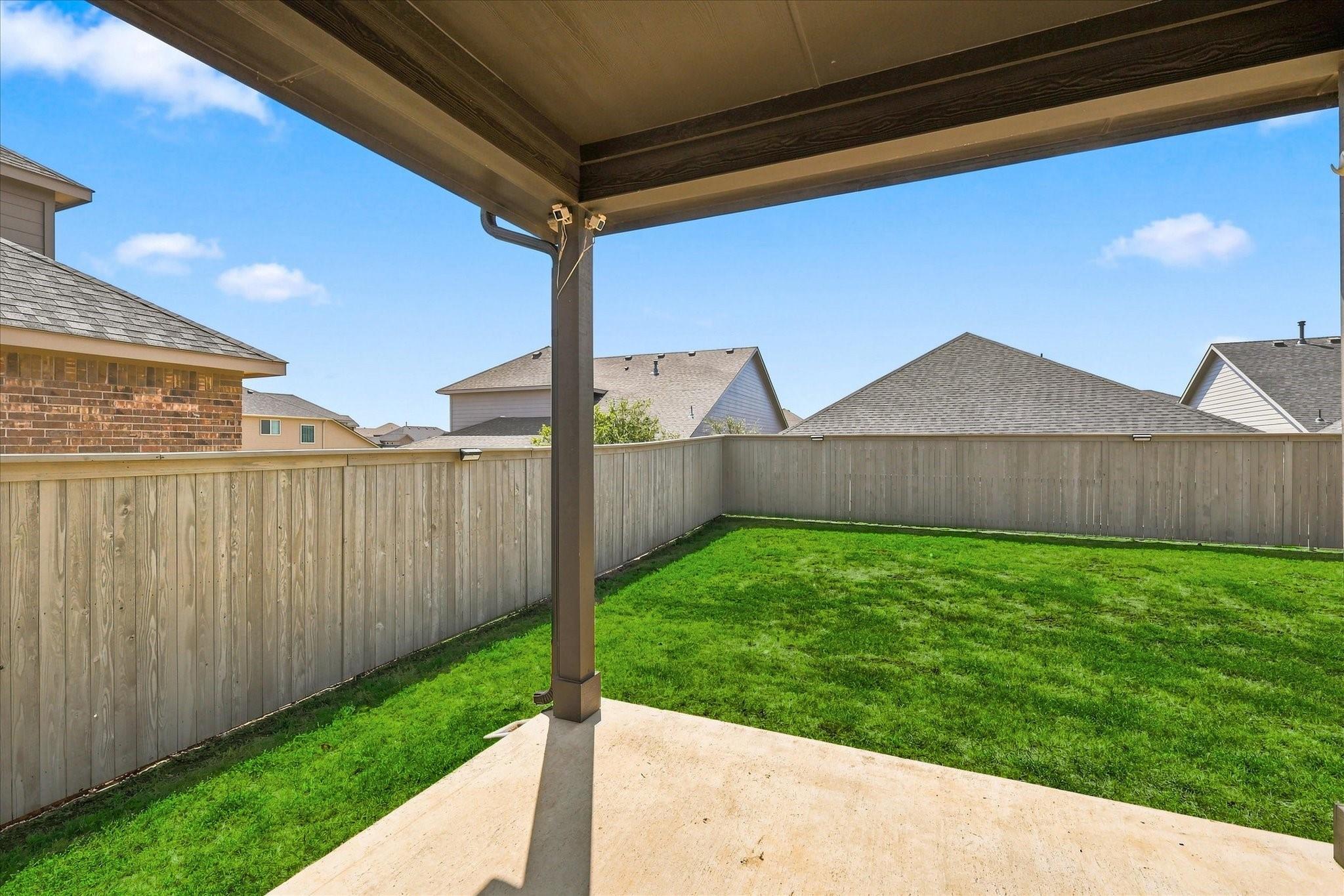 main property photo 31