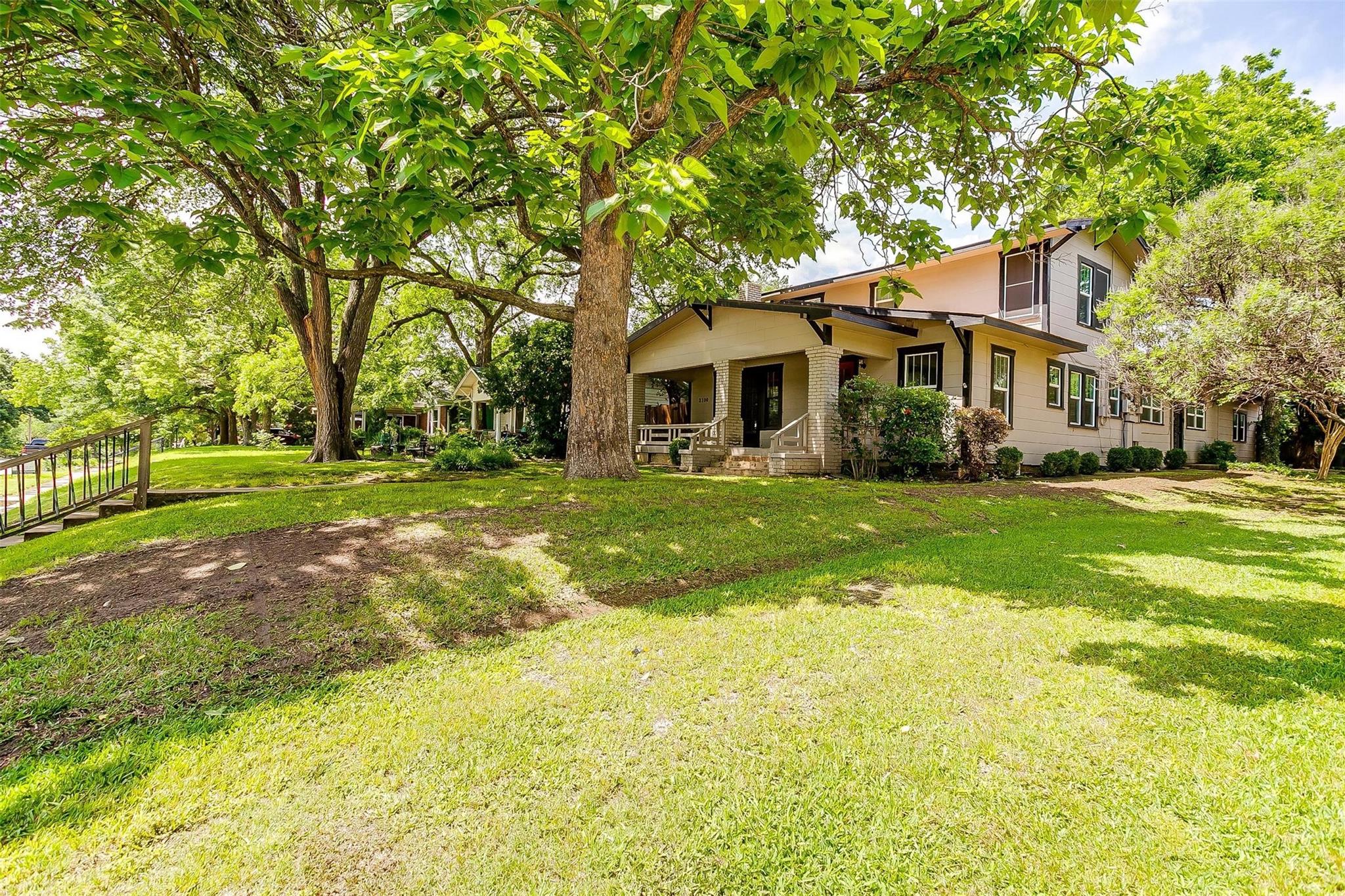main property photo 3