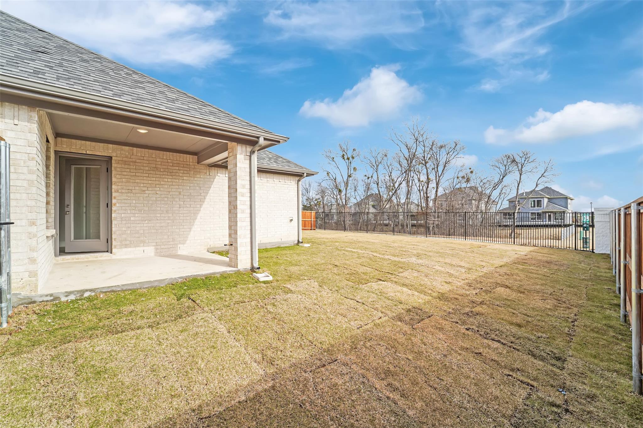 main property photo 36