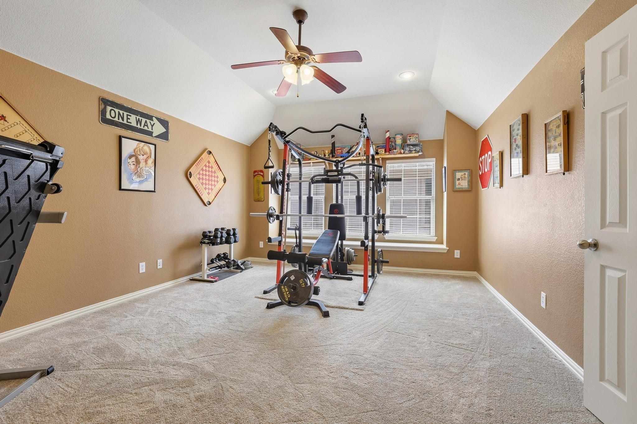 main property photo 23