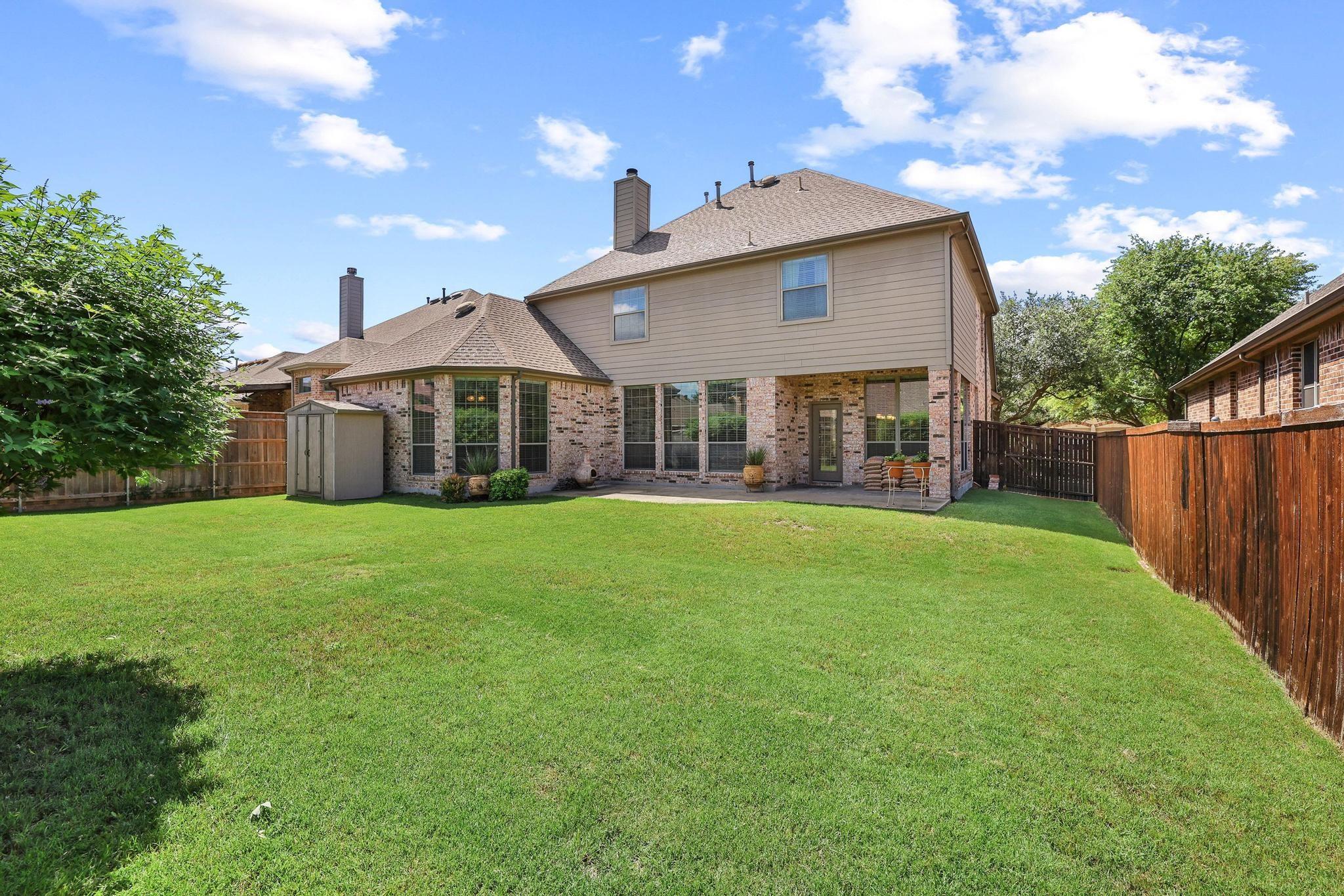 main property photo 30
