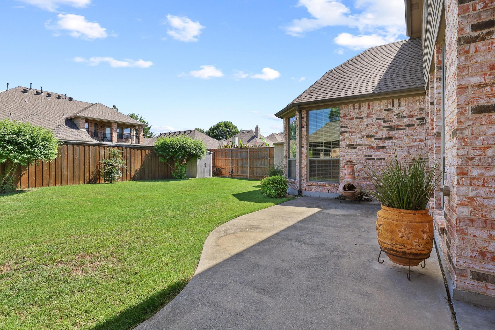 main property photo 31