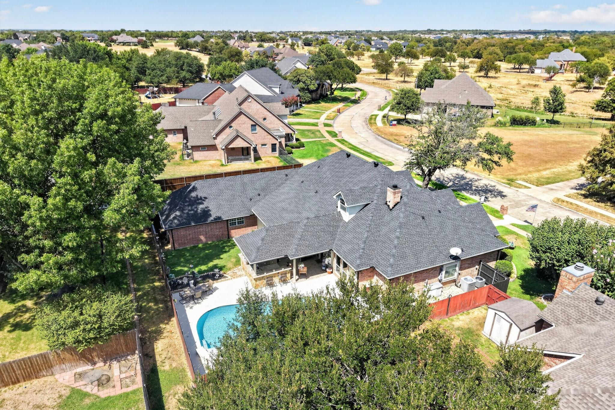 main property photo 38