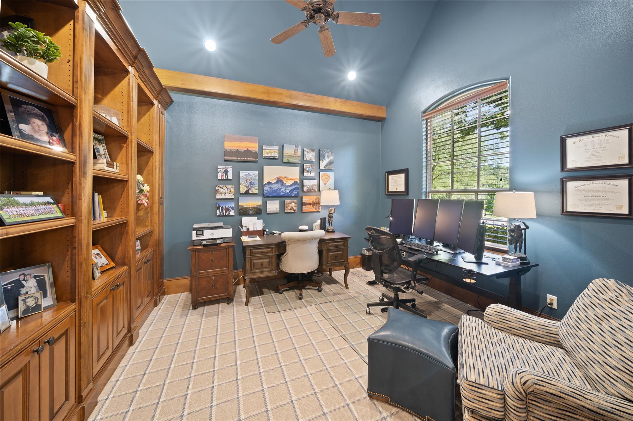 main property photo 28