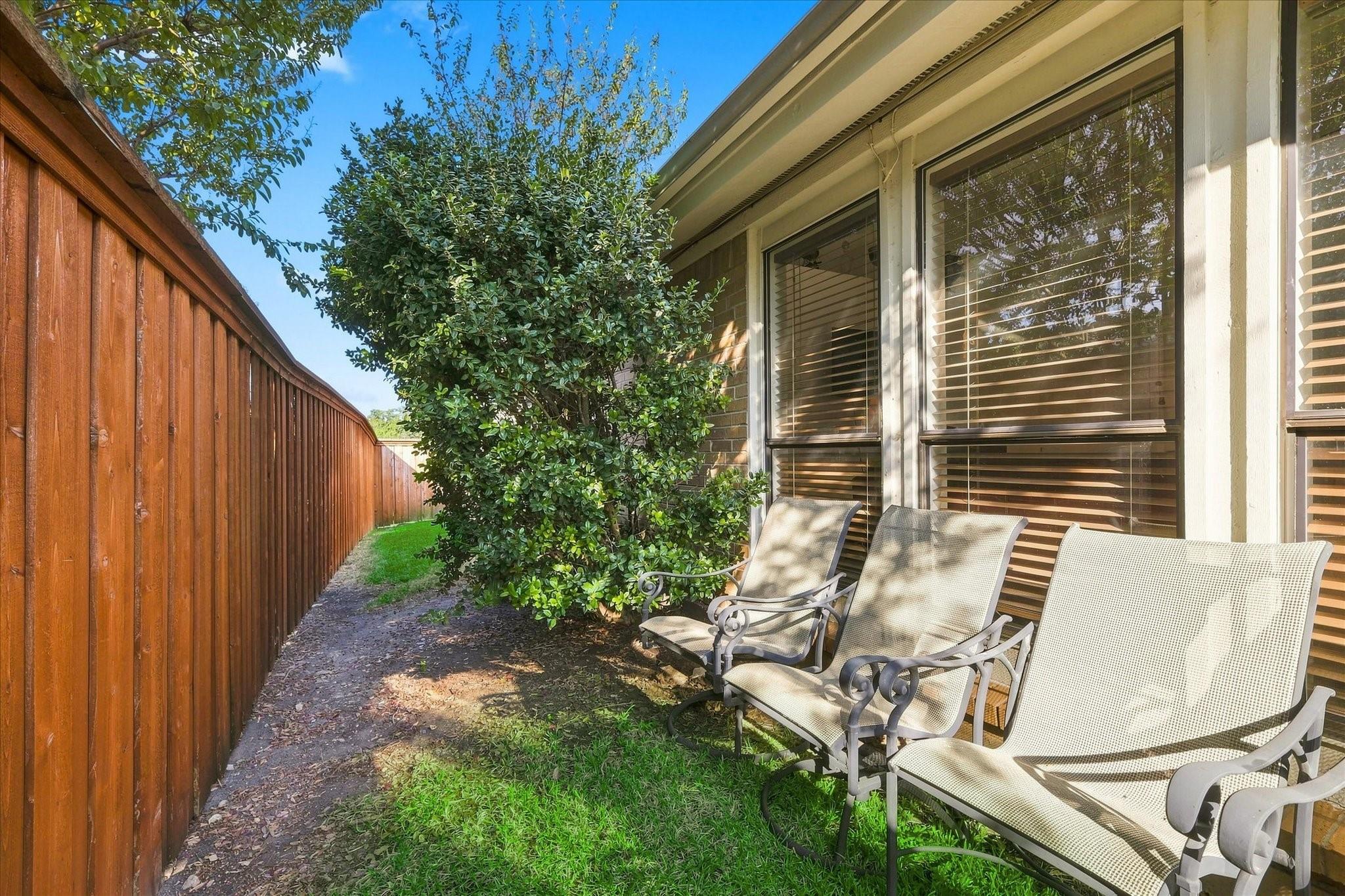 main property photo 29