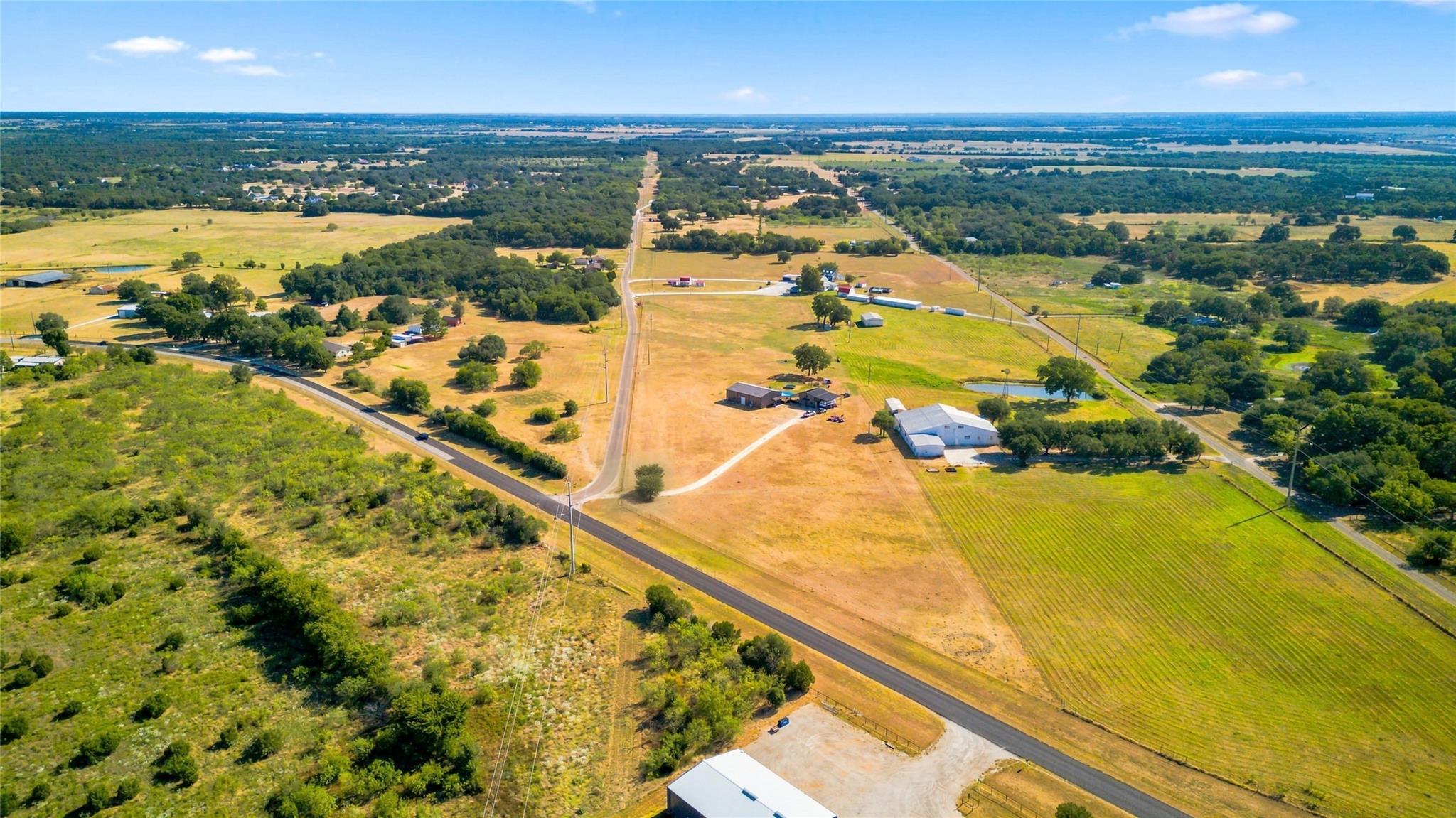main property photo 10
